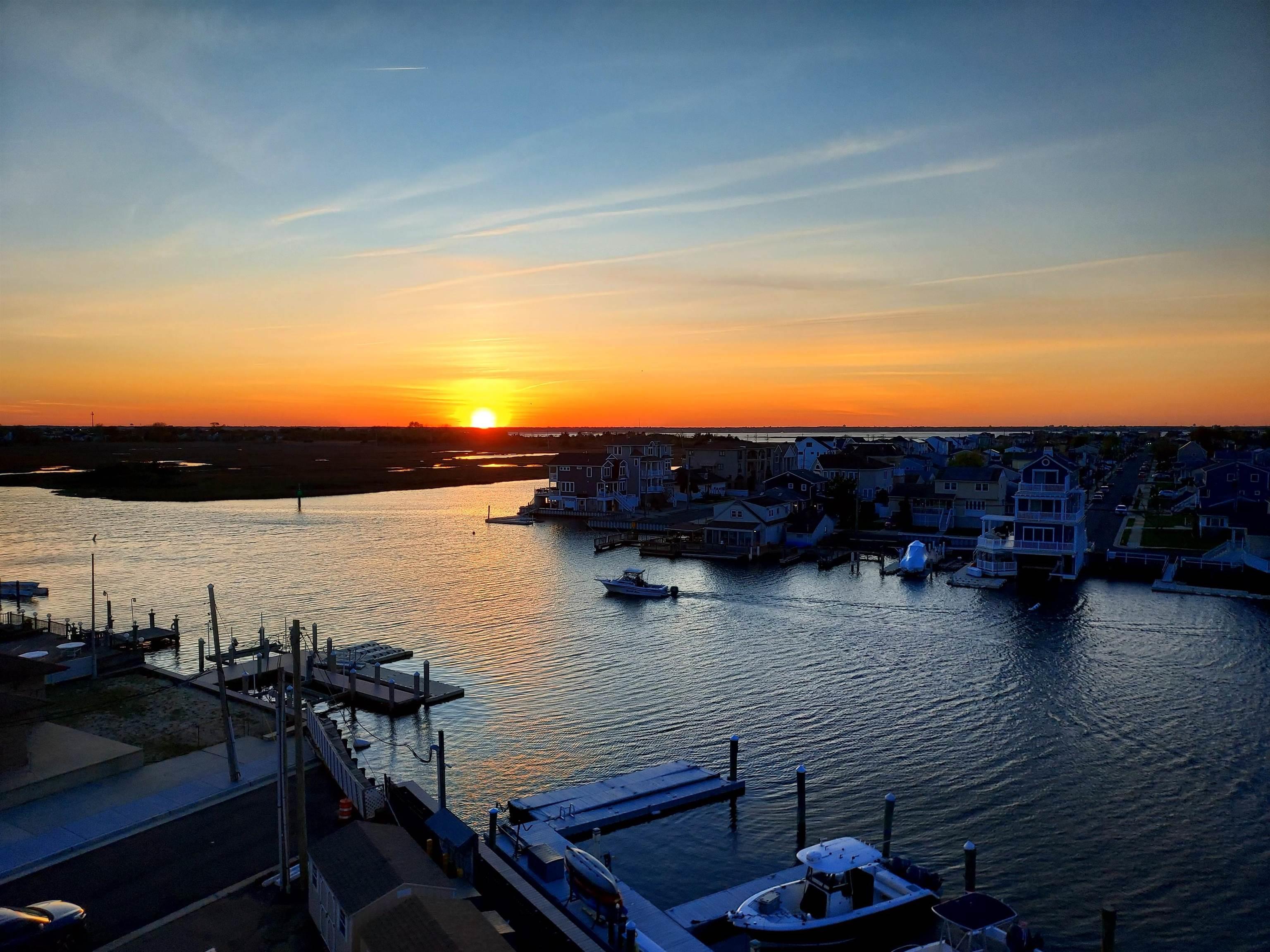 6101 Monmouth Avenue - Picture 3