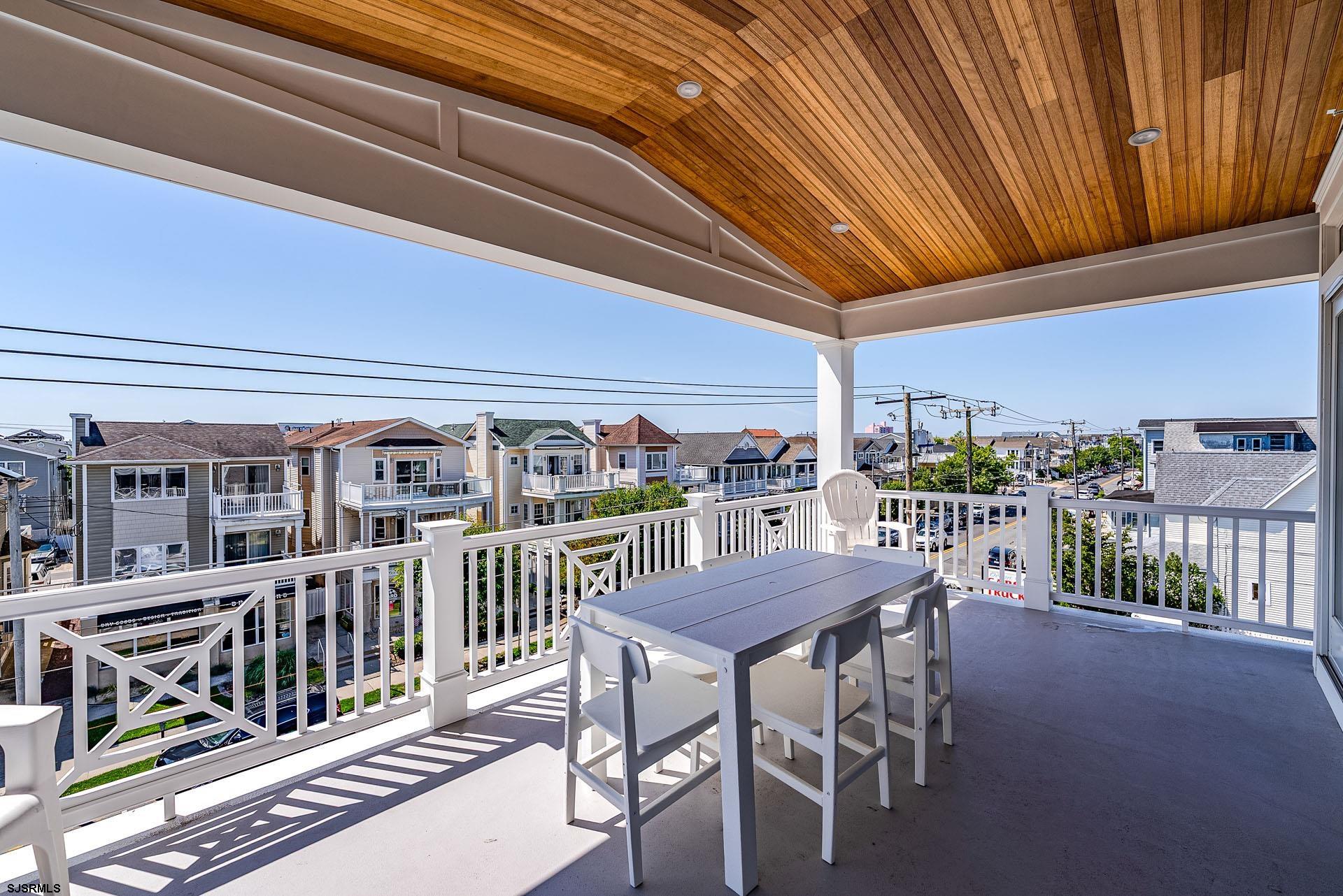 1116 Asbury Avenue - Picture 1