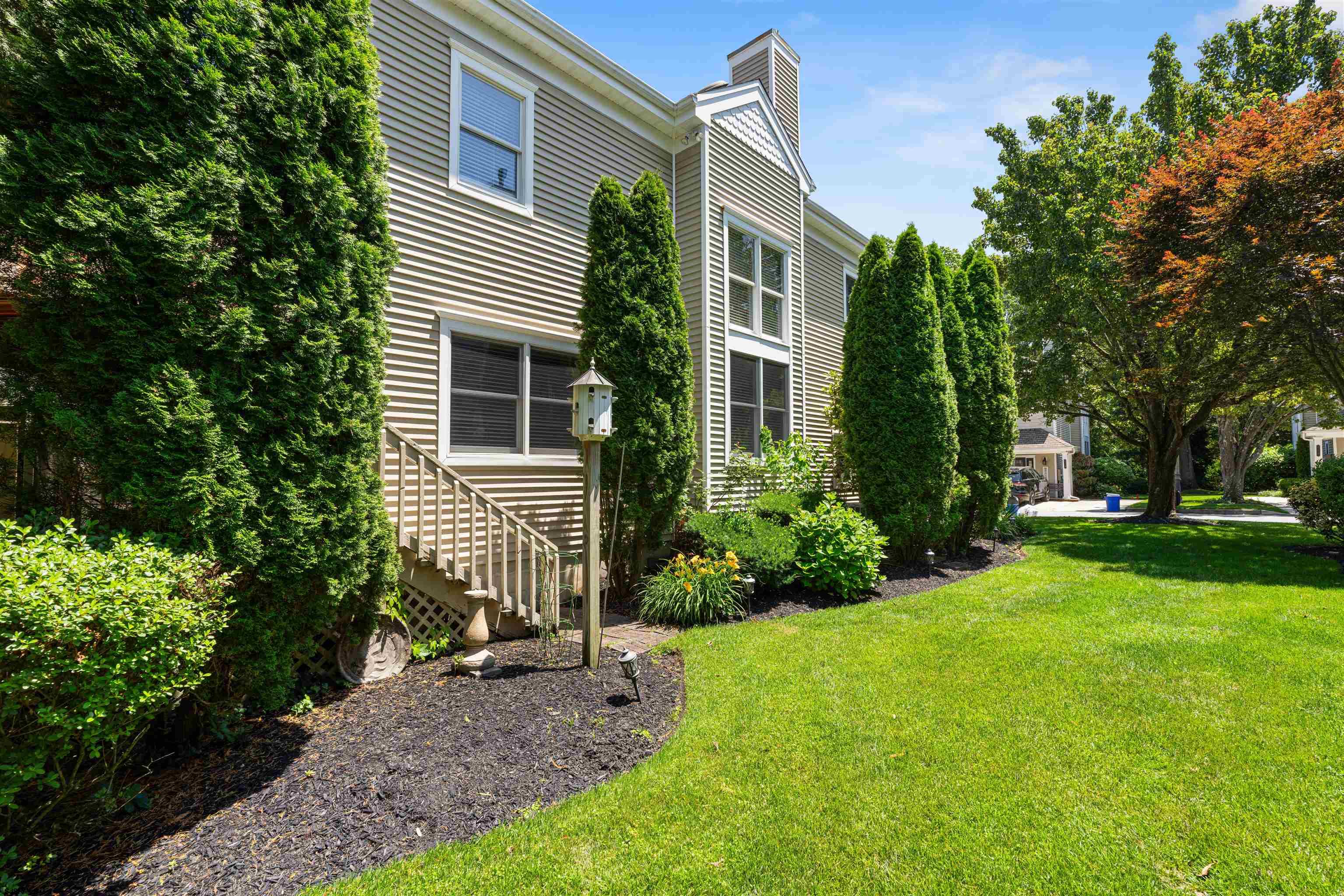 105 Garden Court