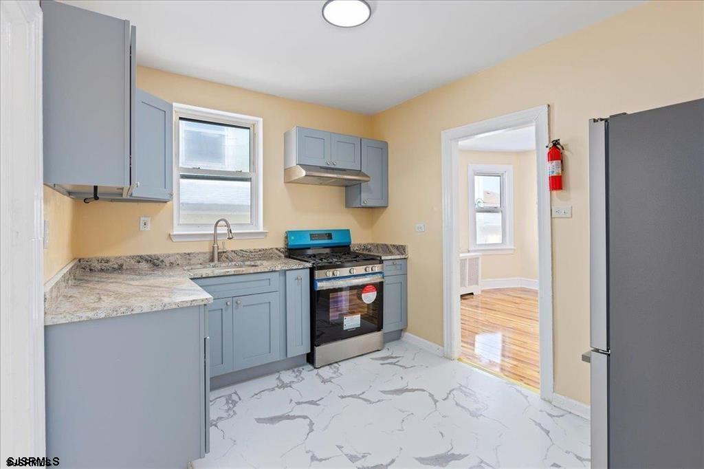 14 N Jackson Avenue - Picture 2