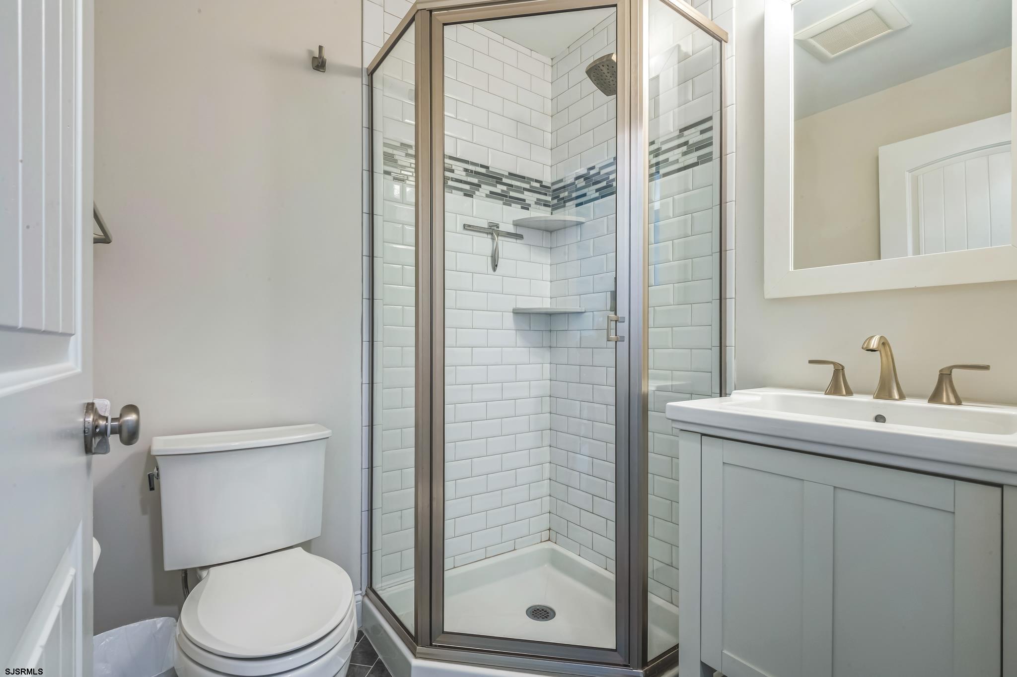 34 W 17th Street - Picture 20