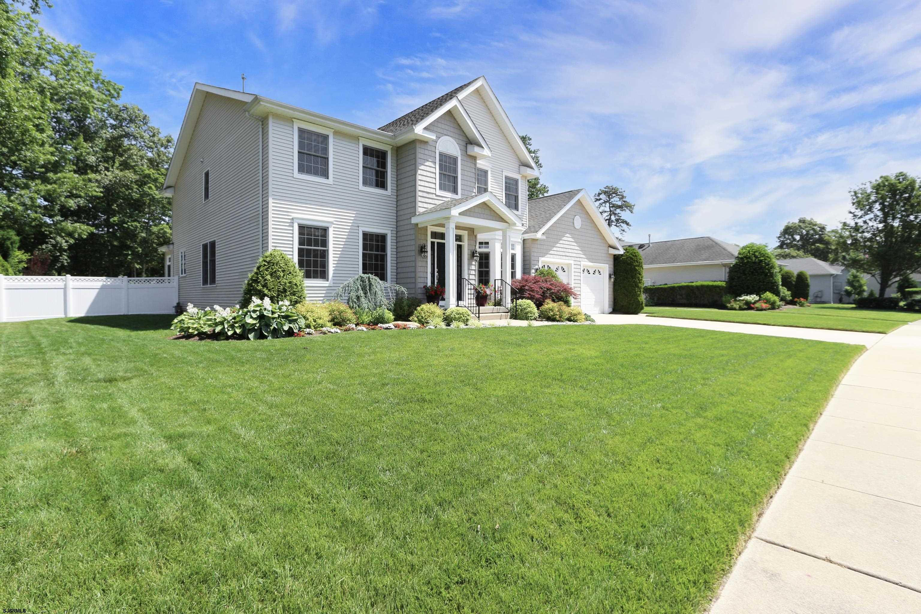 216 Castle Pine Drive - Picture 1