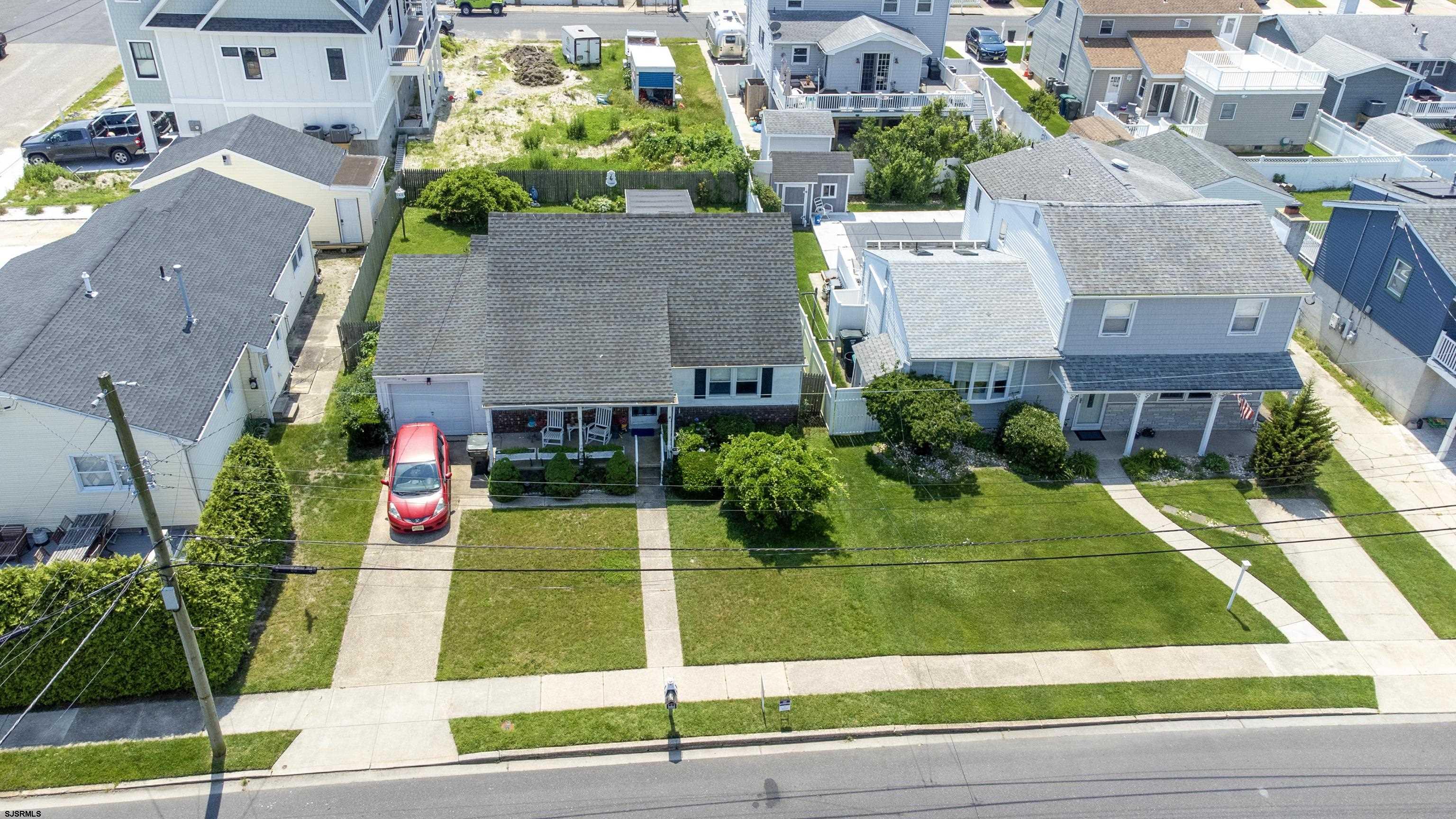 702 Lafayette Blvd