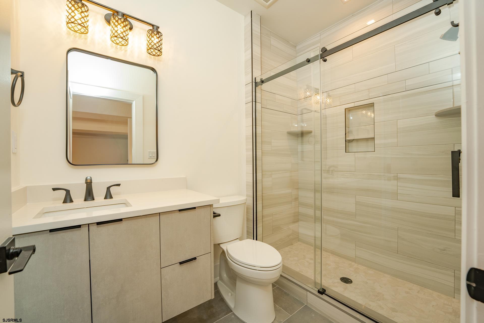 27 Spruce Road - Picture 24