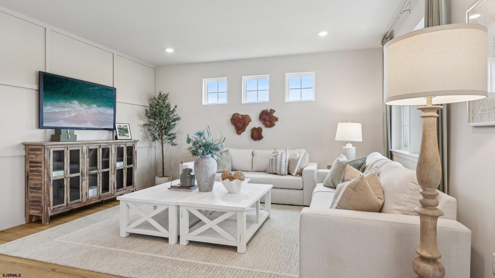 125 Hilton Head Ct - Picture 1