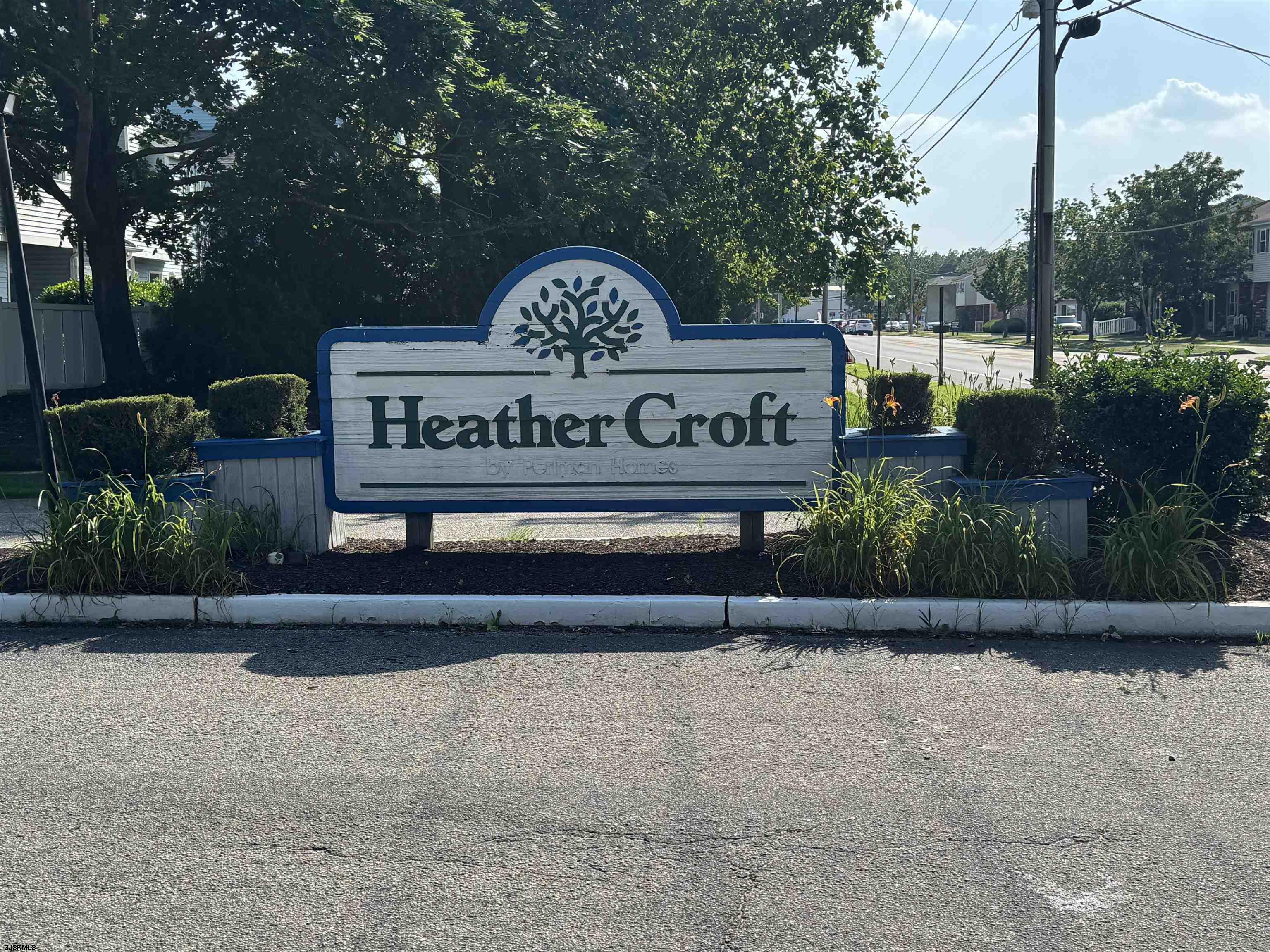 195 Heather Croft - Picture 1