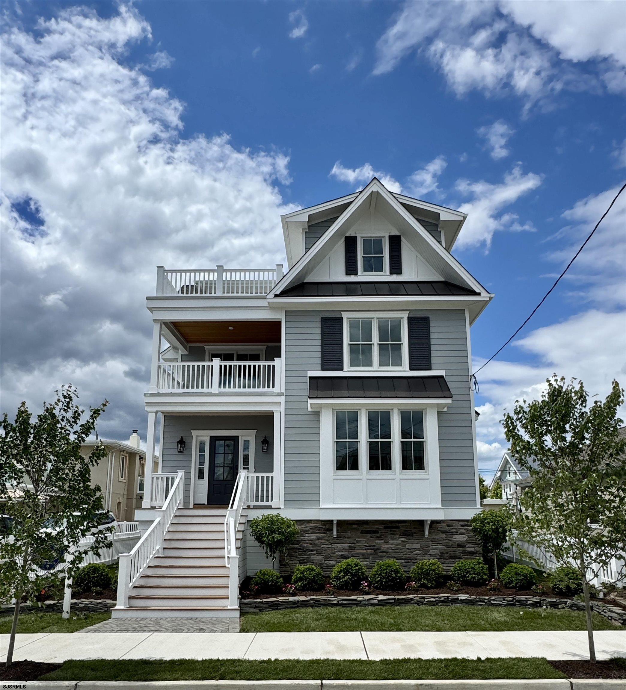 140 Simpson Avenue - Picture 1