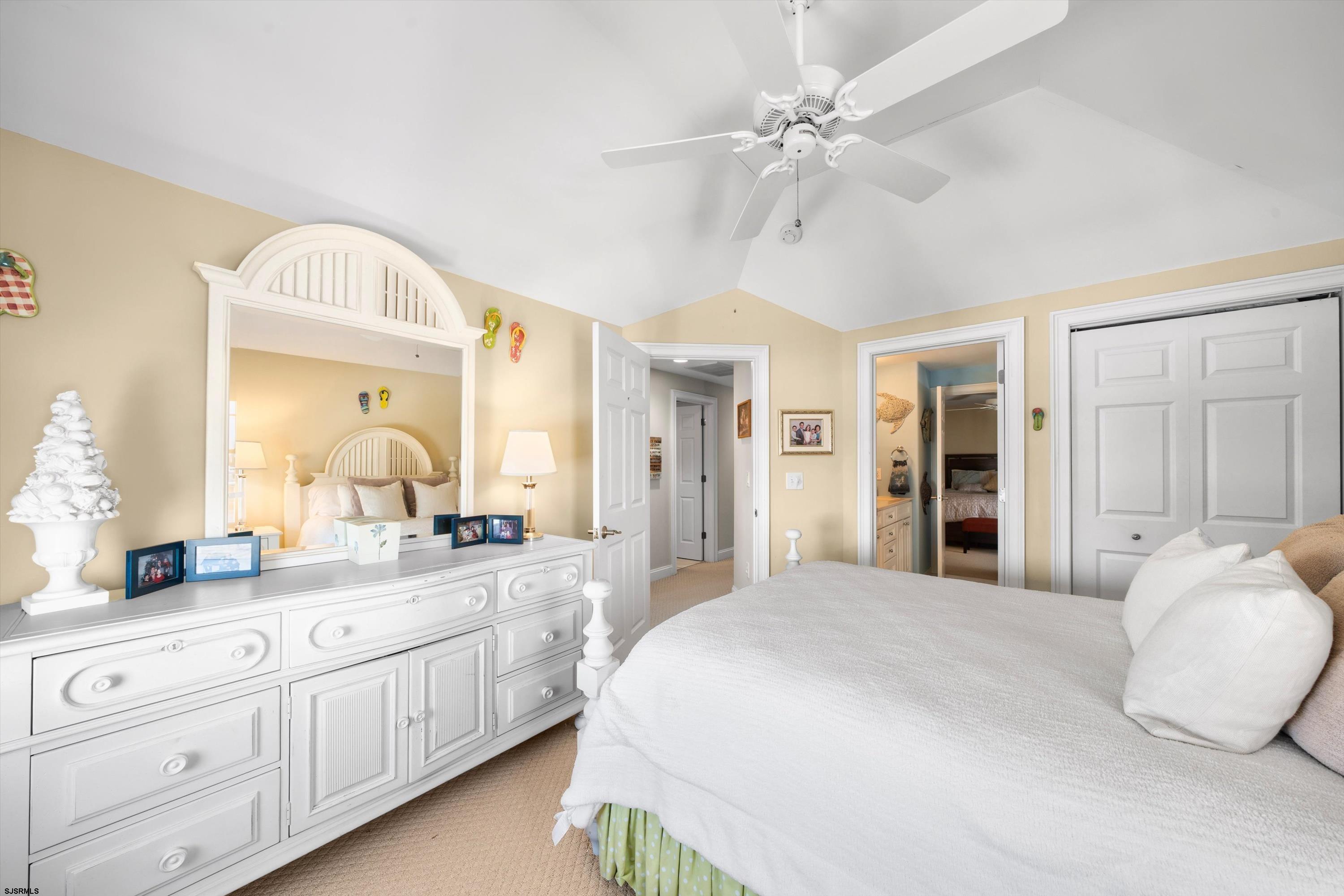 2610 Wesley Avenue - Picture 24