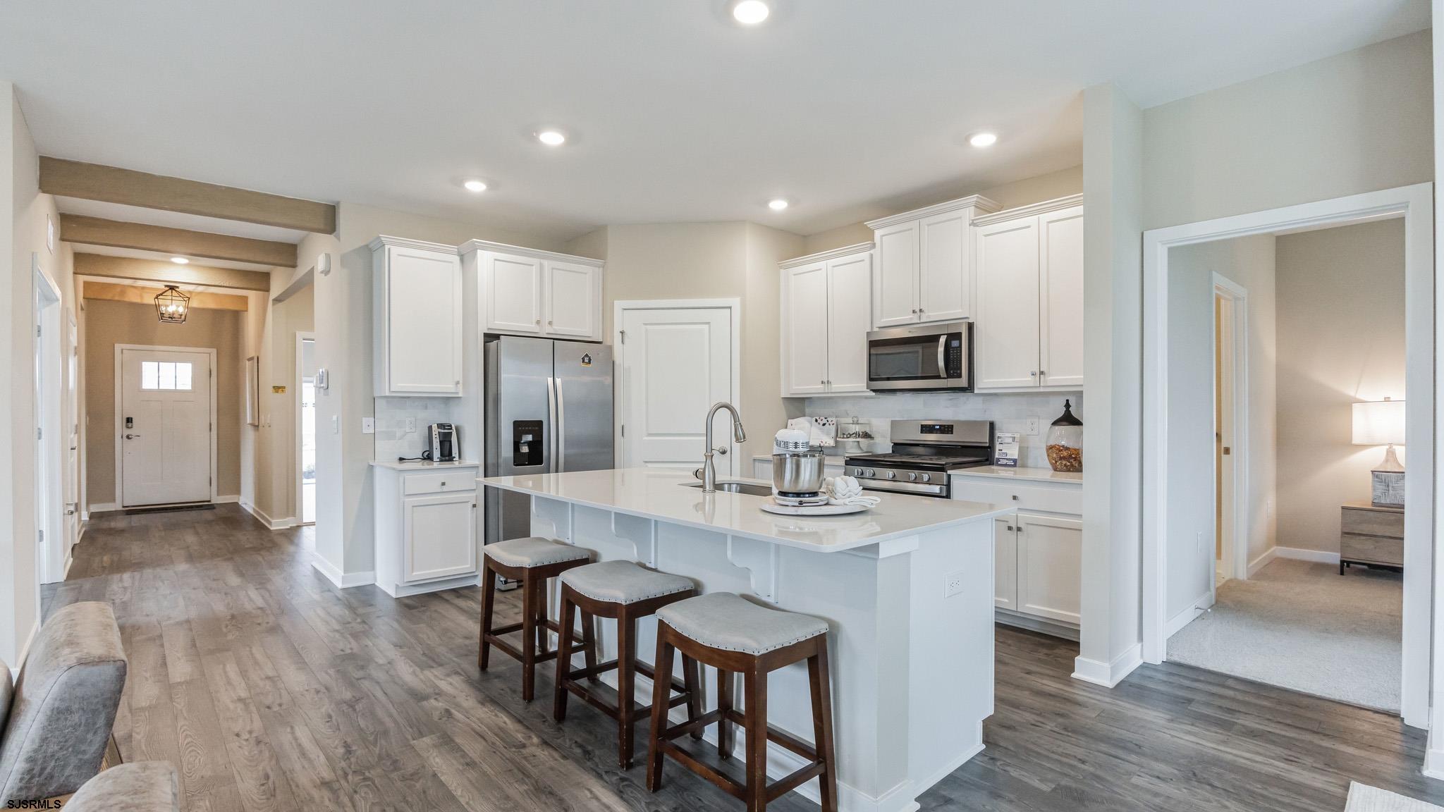 256 Huntington Dr