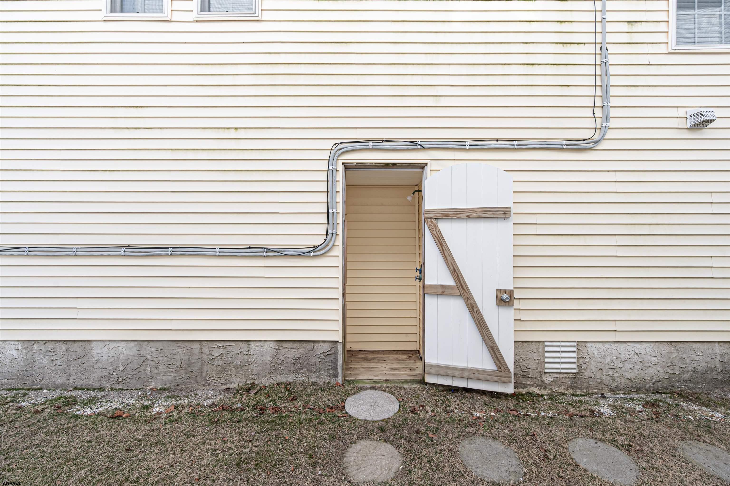 1329 Central Avenue - Picture 4