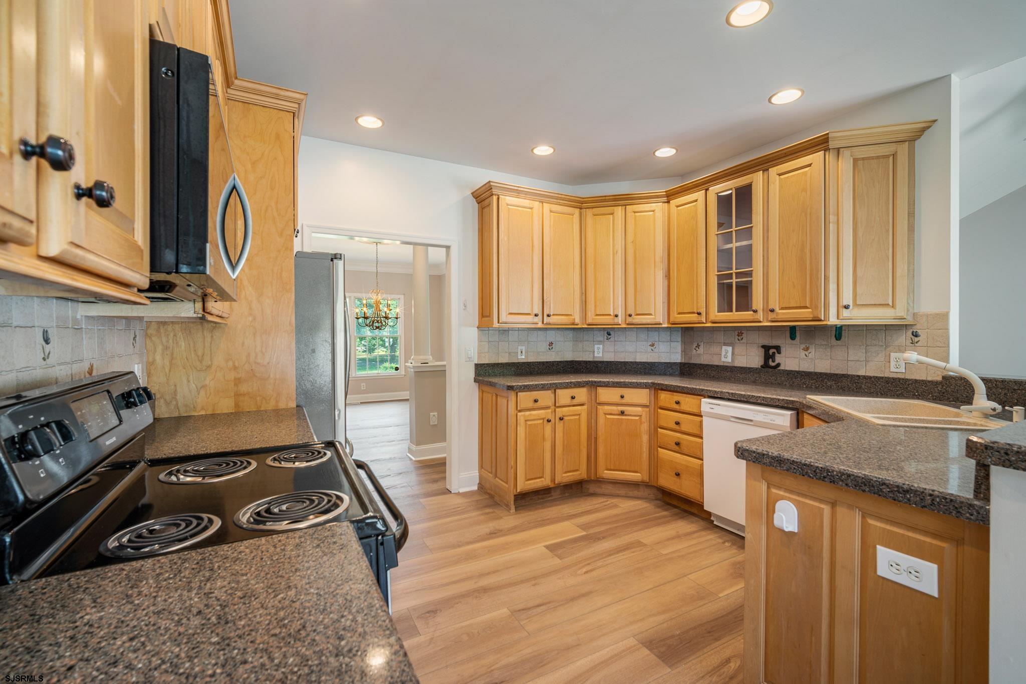2 Clay Ct