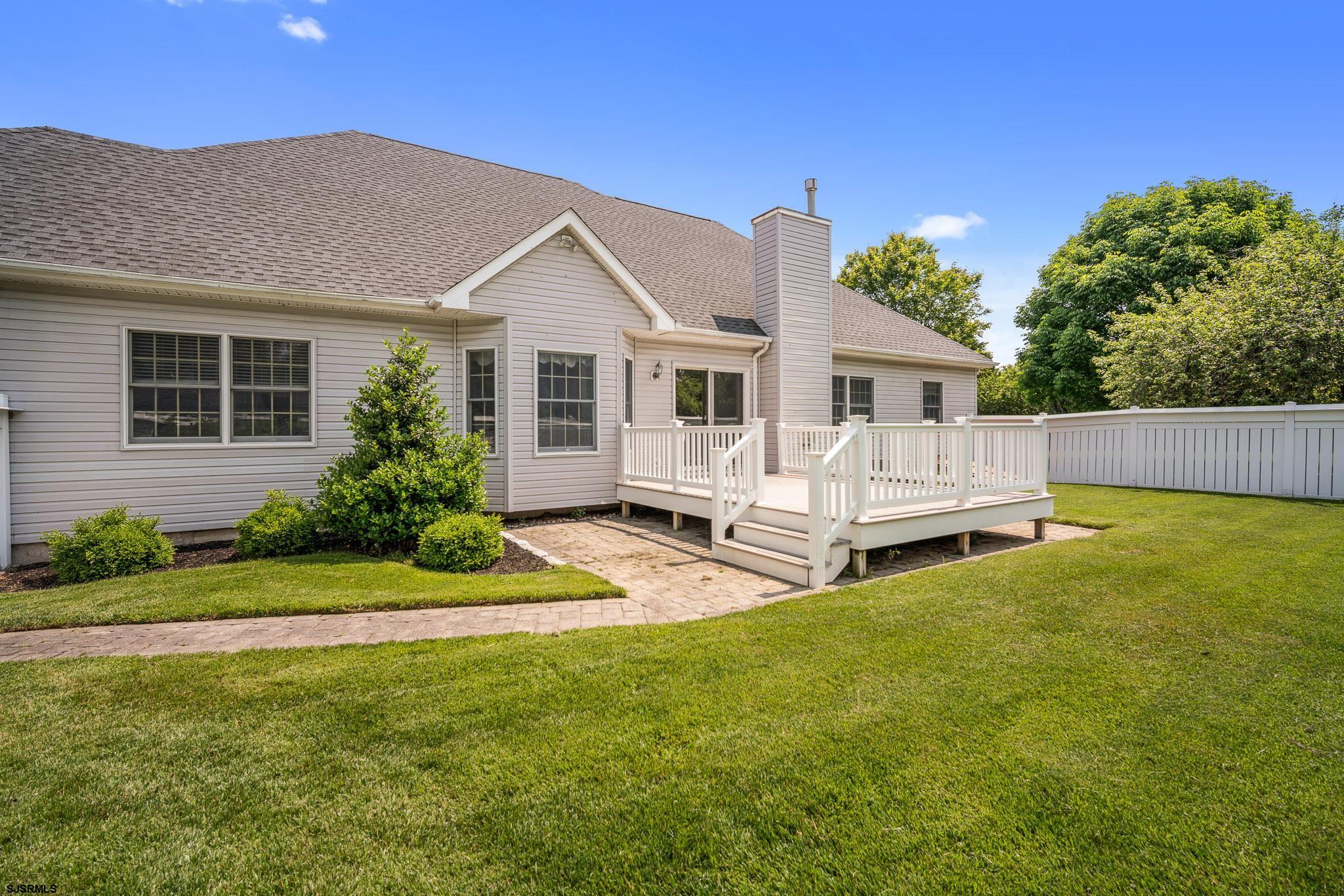 2 Clay Ct