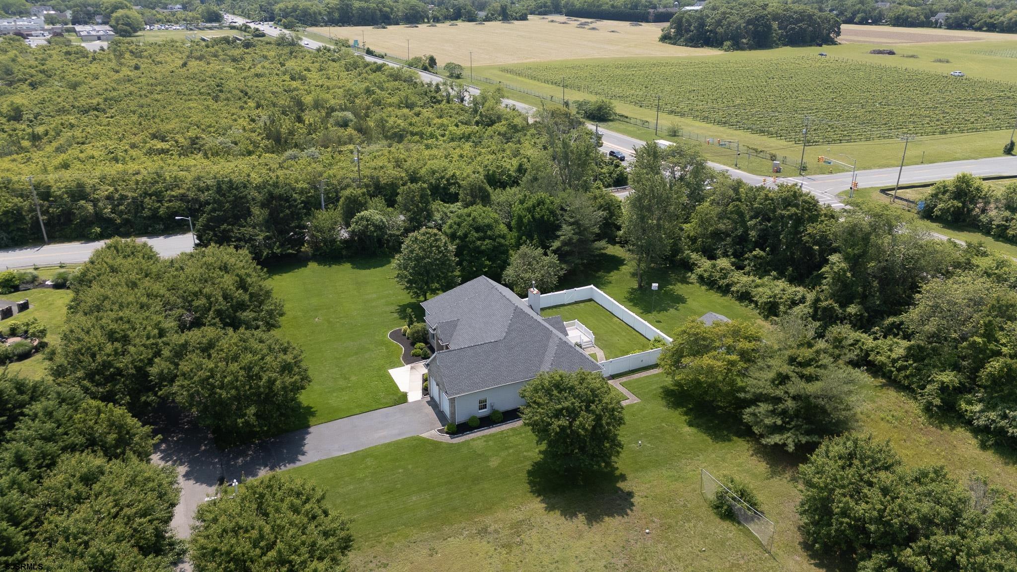 2 Clay Ct