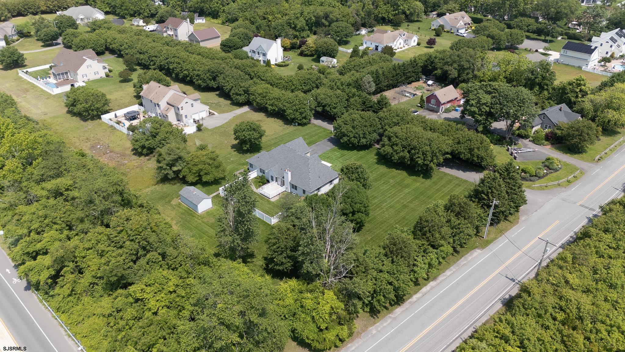 2 Clay Ct