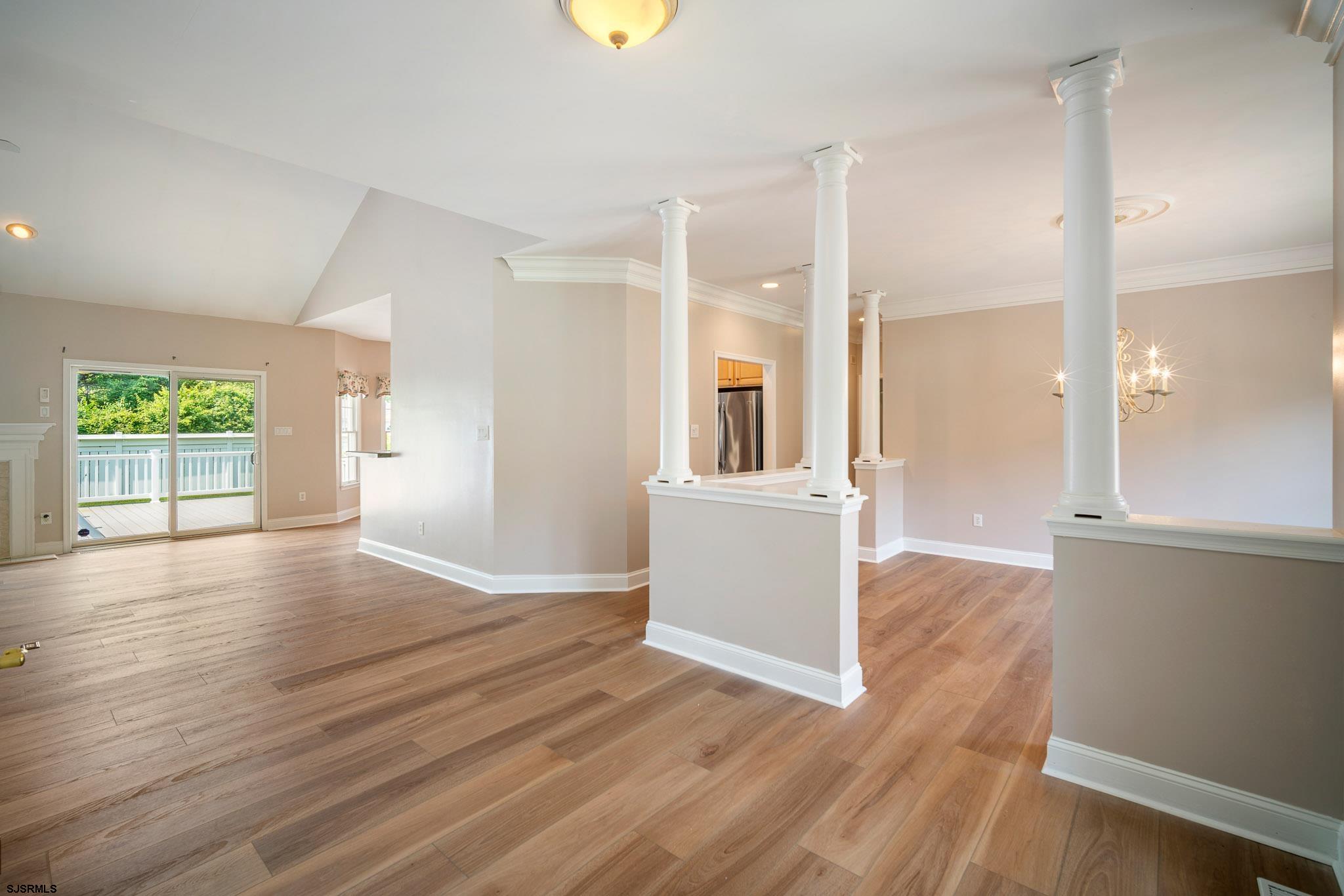2 Clay Ct