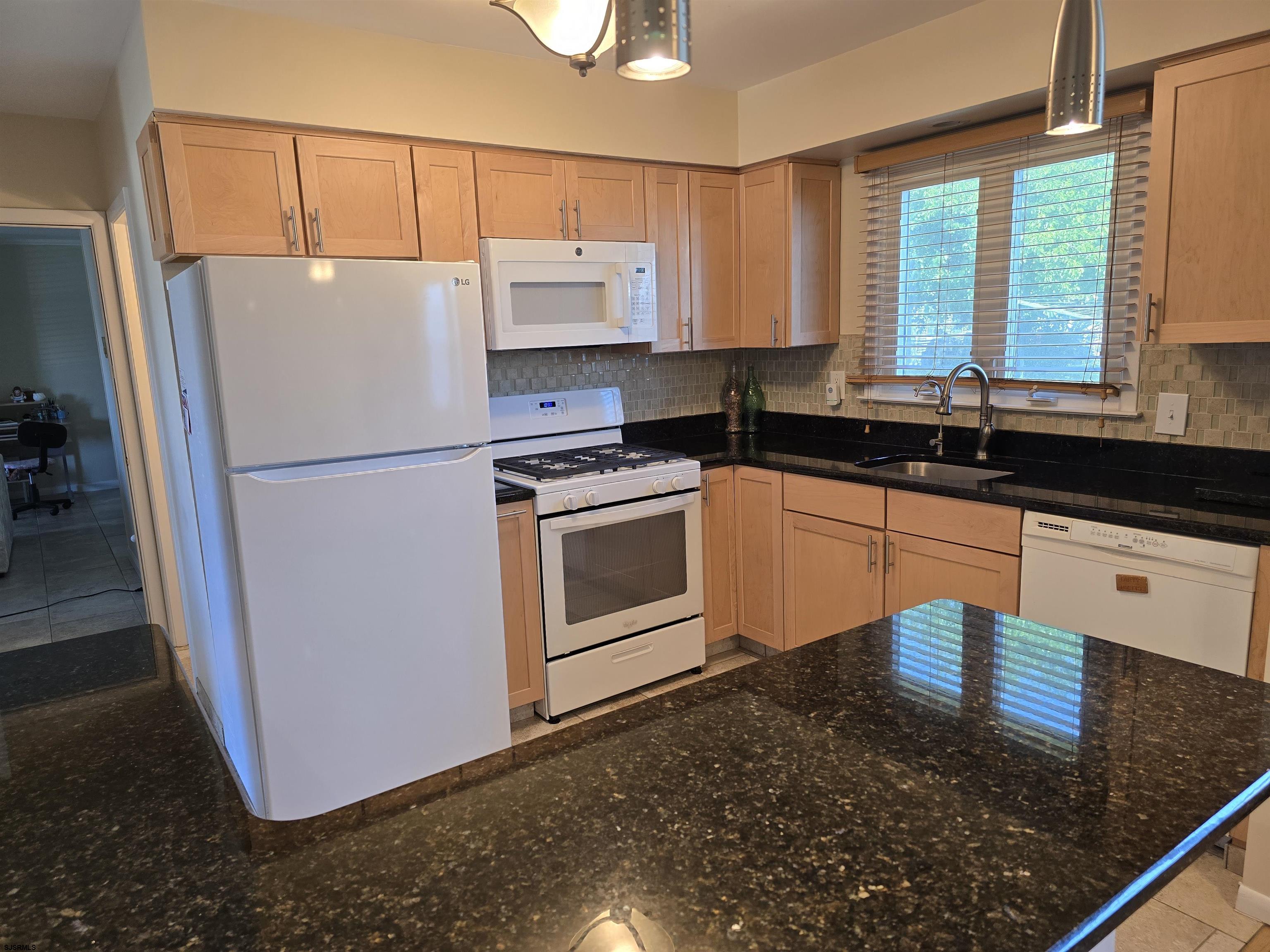 104 Hudson Drive - Picture 4