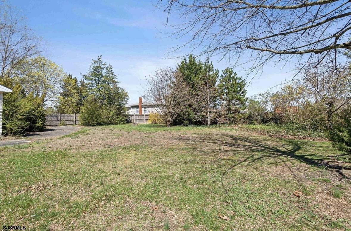 105 SE Boulevard Ext