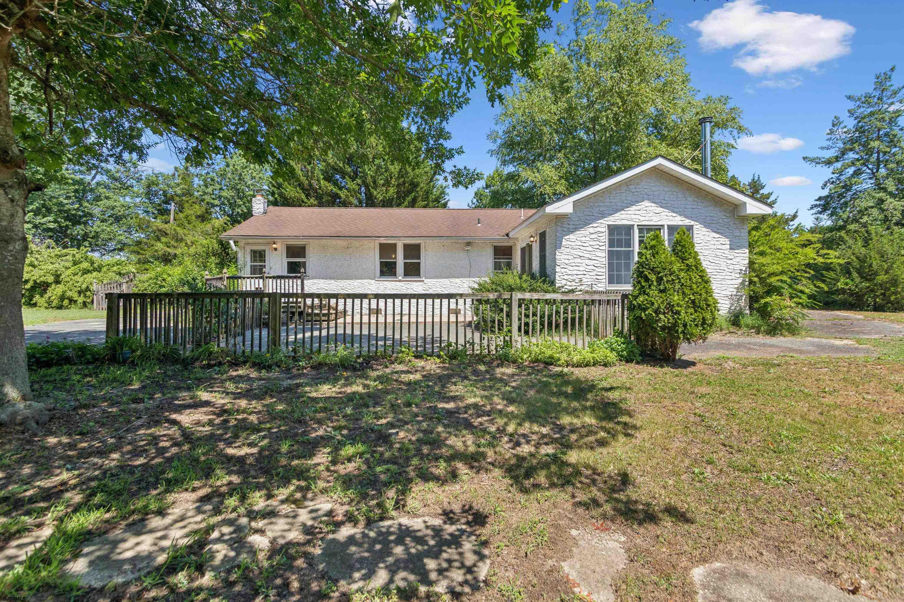 105 SE Boulevard Ext