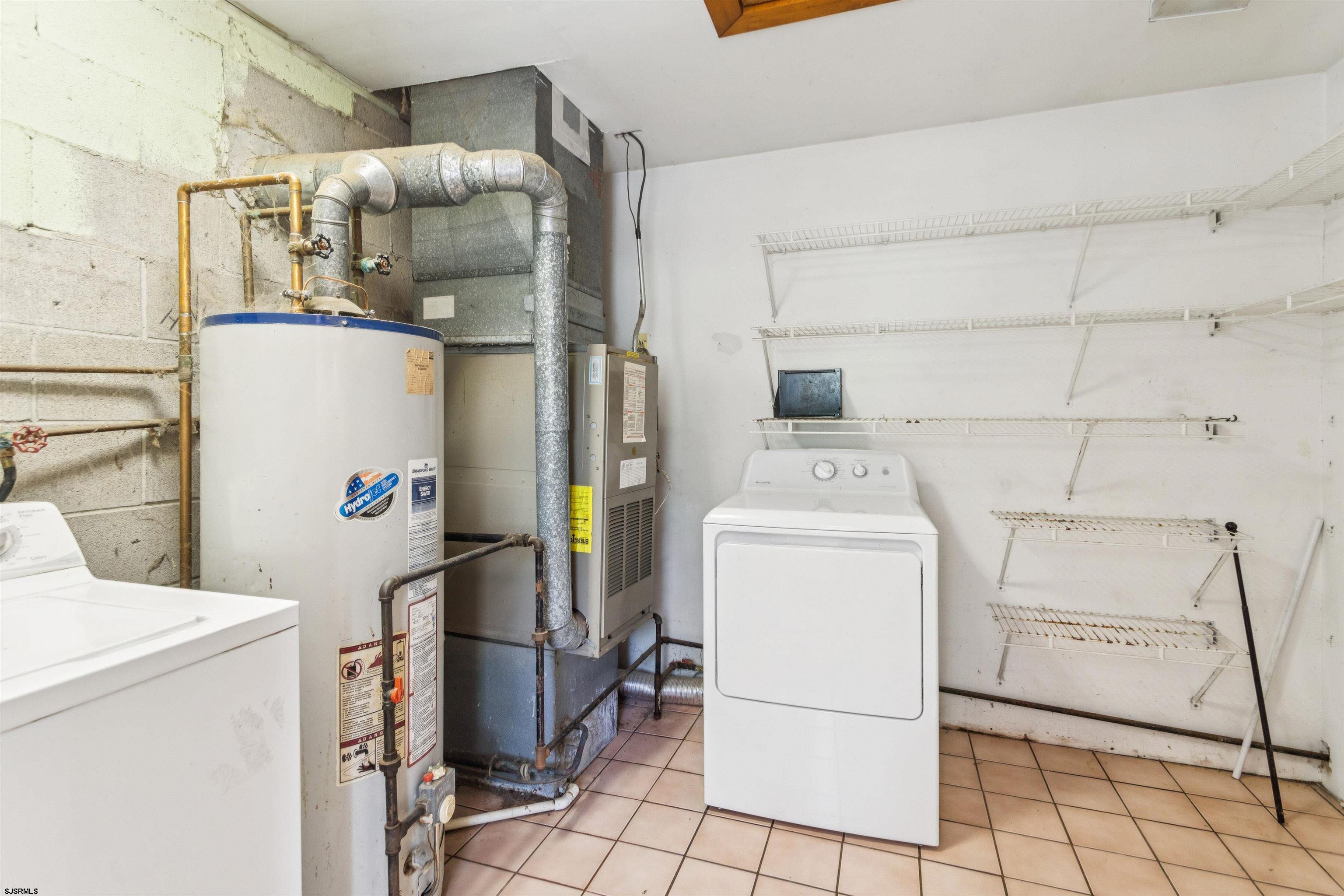 105 SE Boulevard Ext