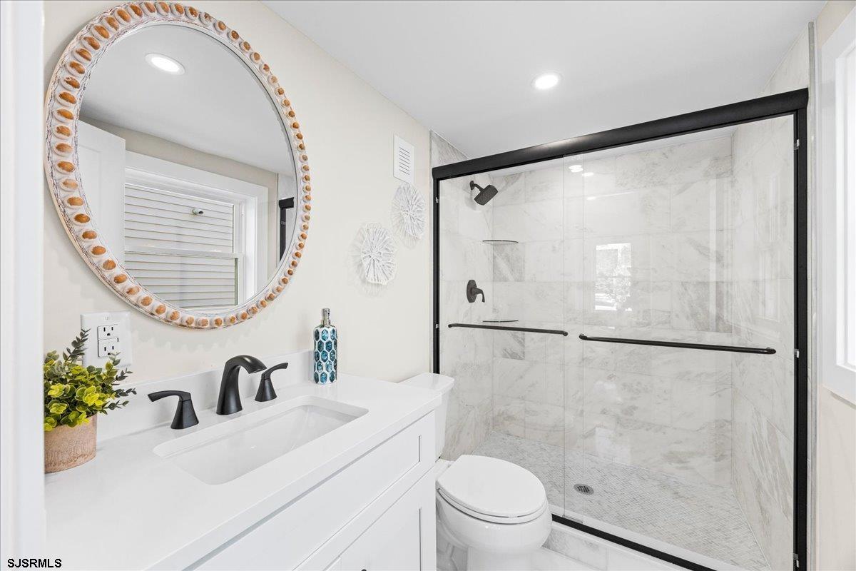 31 N Jasper Avenue