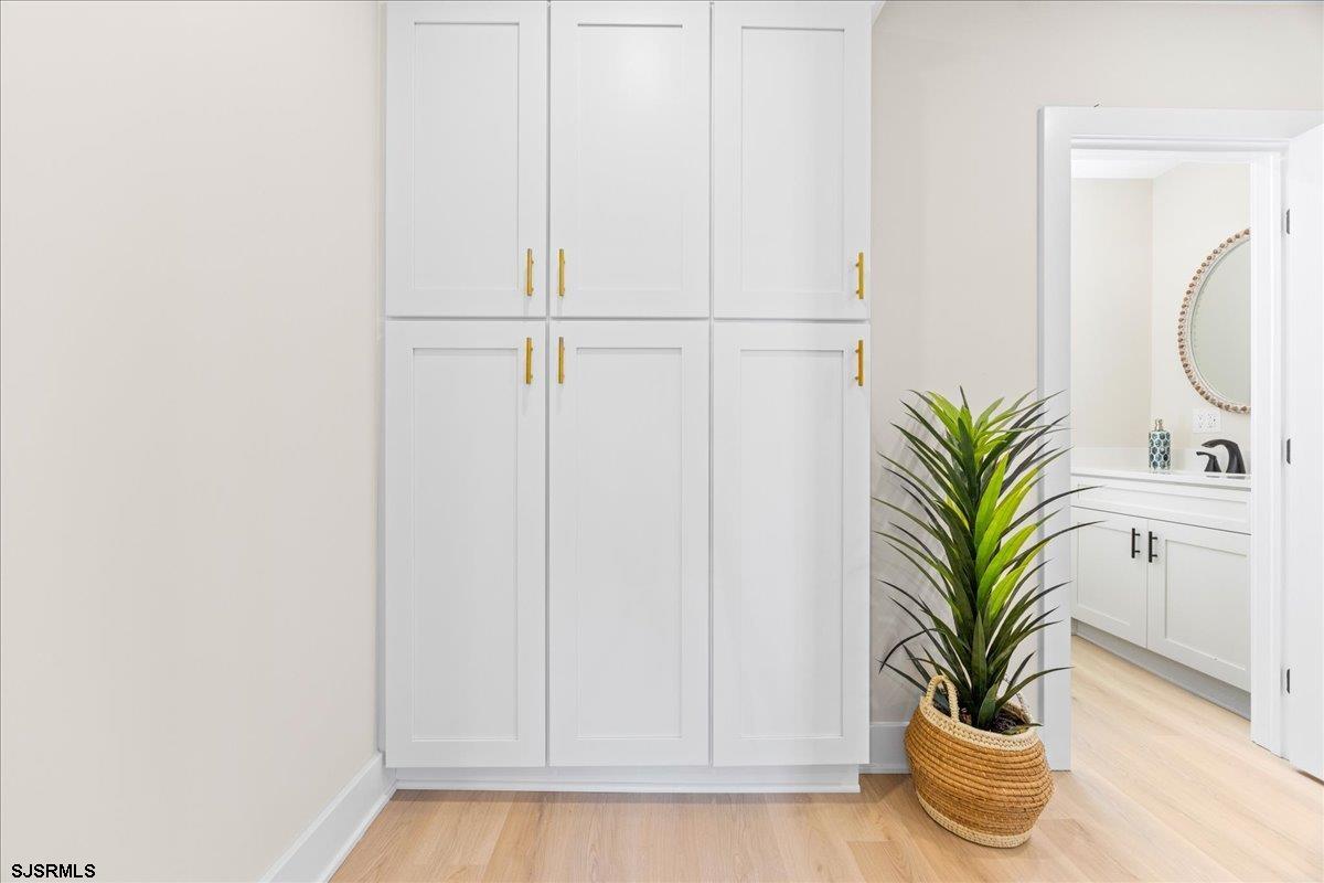 31 N Jasper Avenue