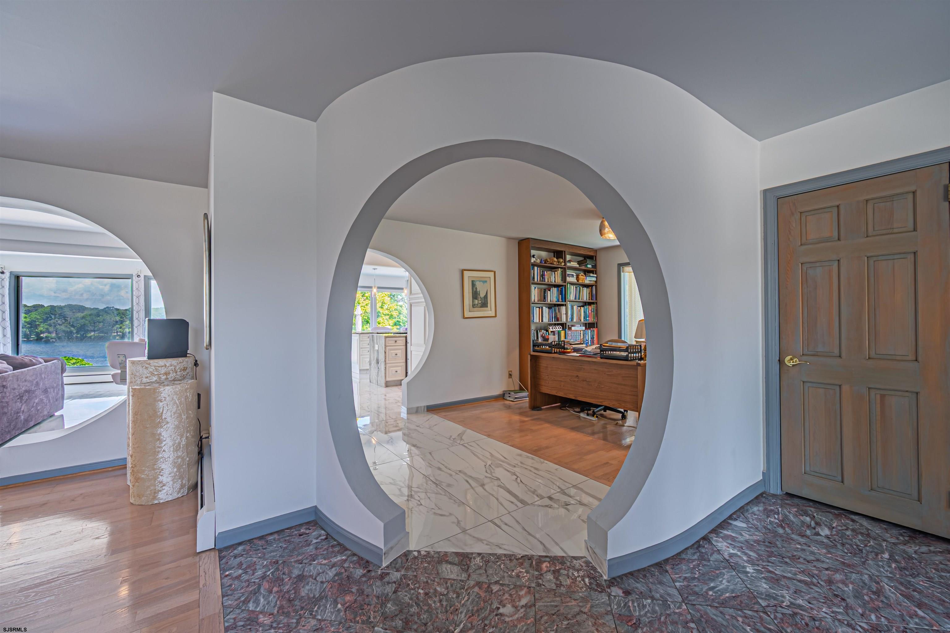308 Central Avenue - Picture 3