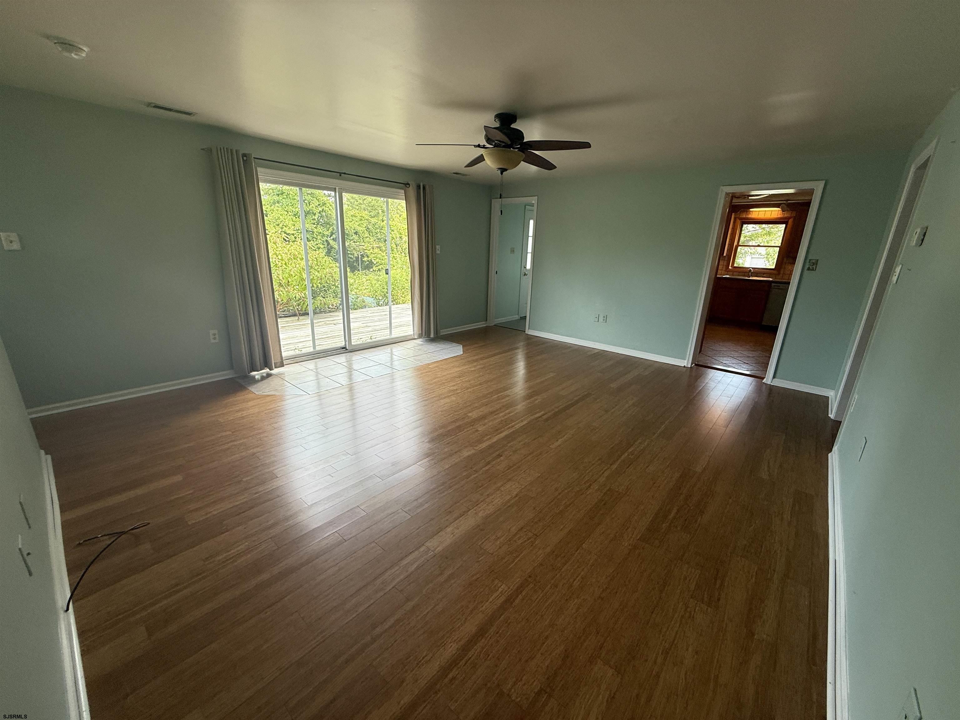 41 E Vernon Avenue