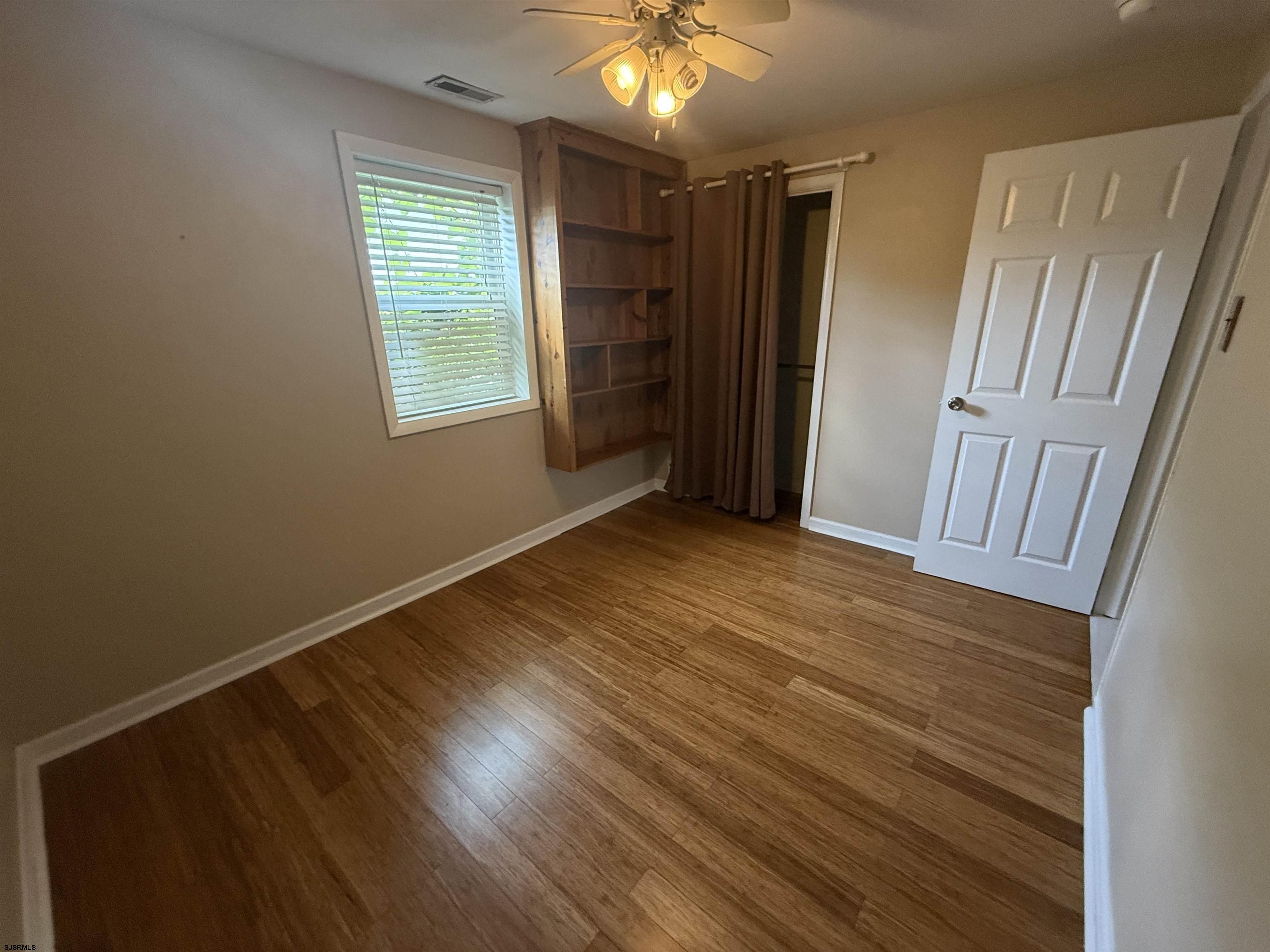 41 E Vernon Avenue