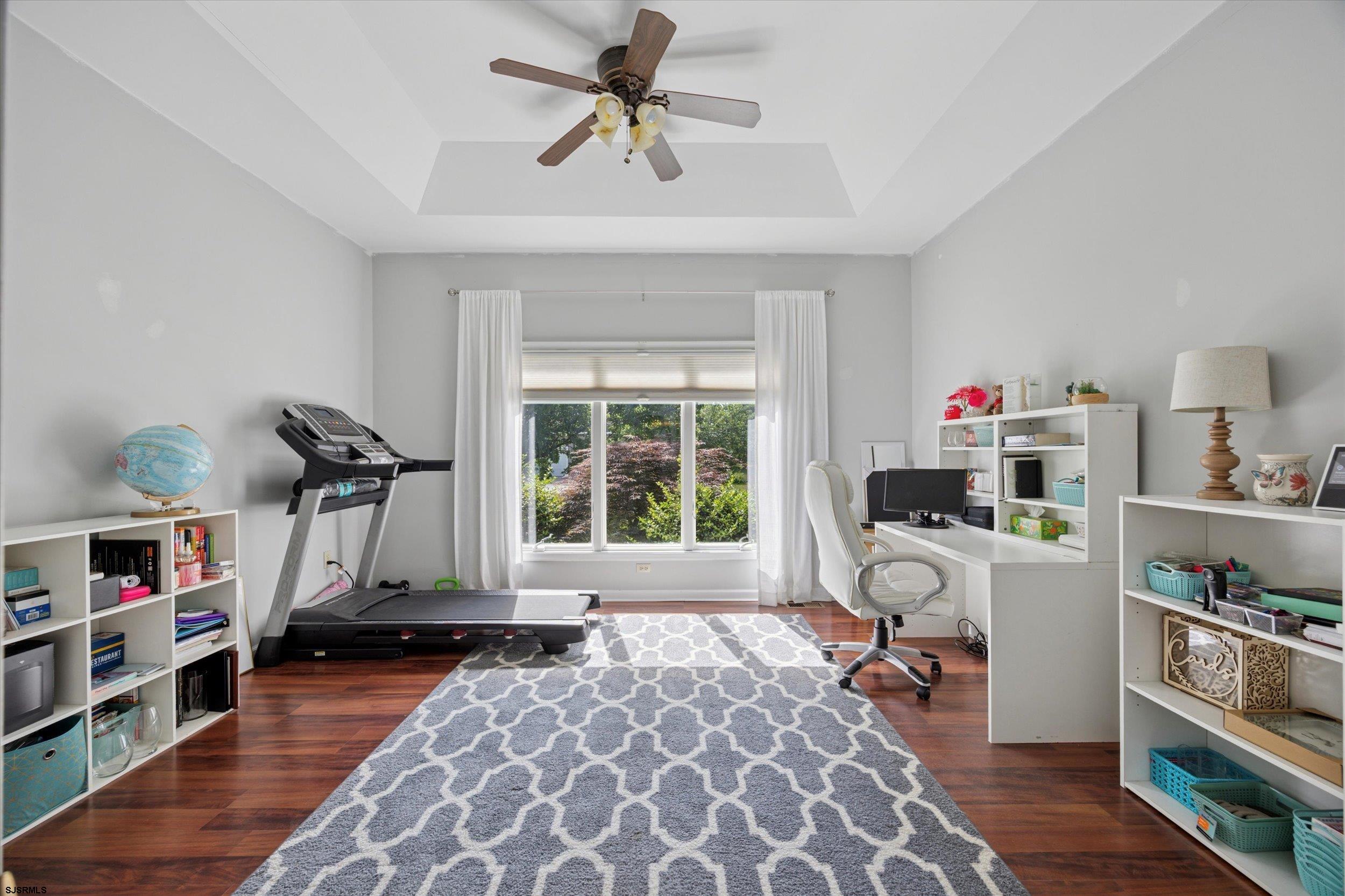 16 Scarlett Oak Cir