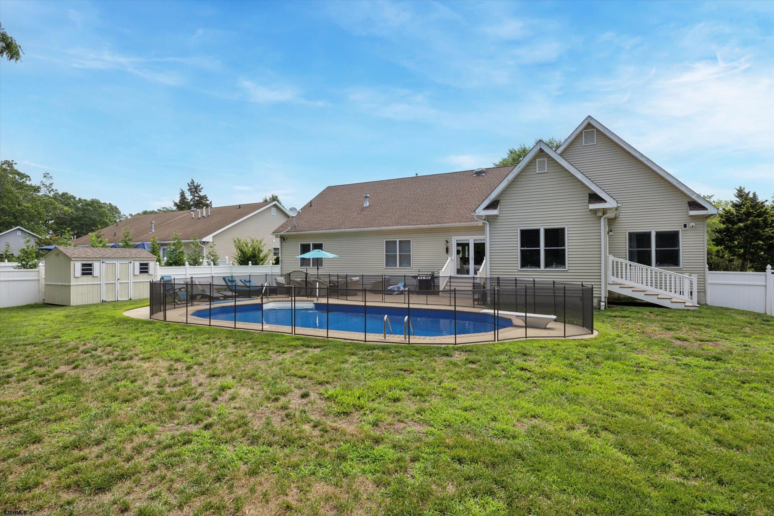 16 Scarlett Oak Cir