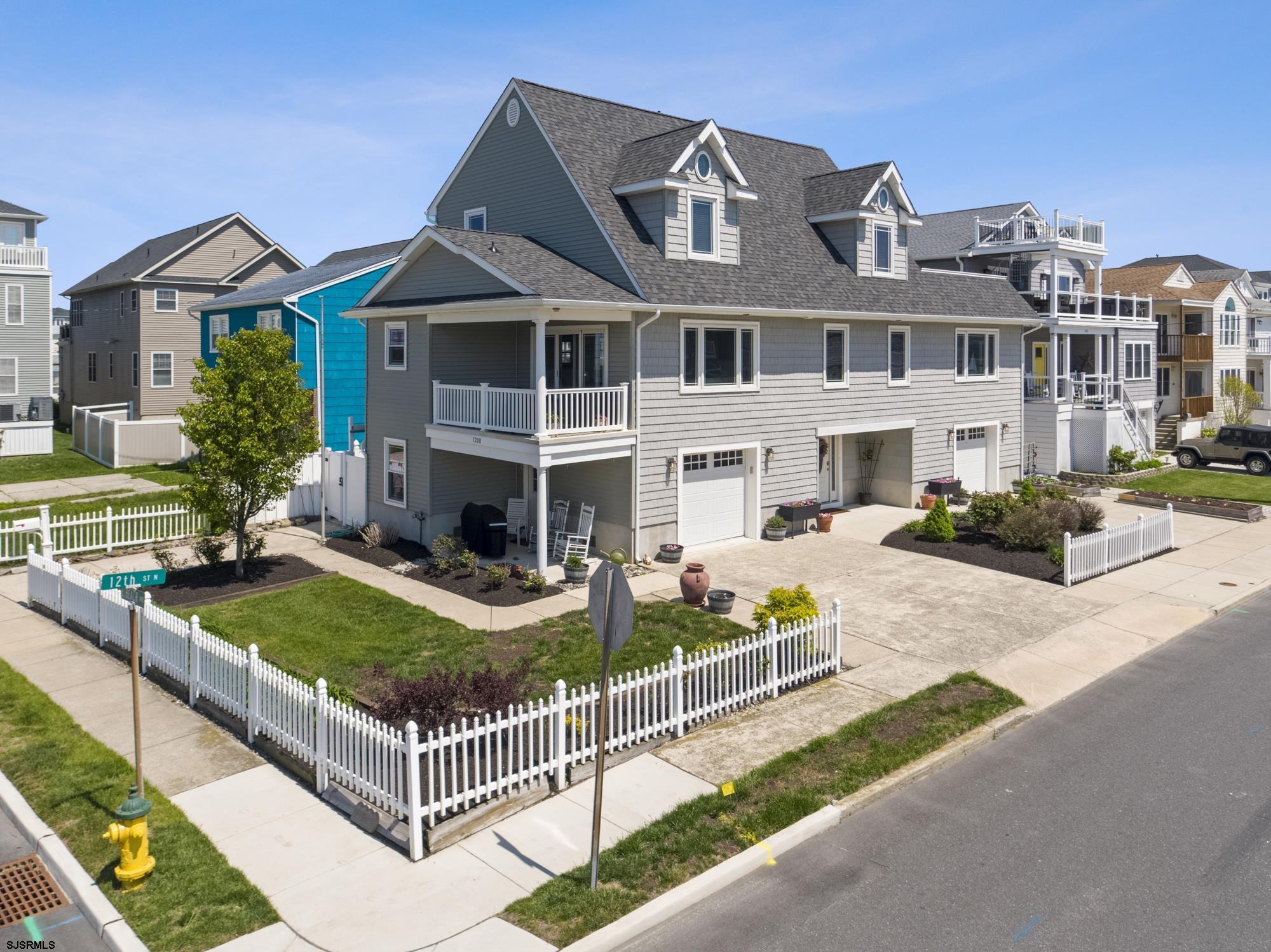 1200 E Beach Avenue - Picture 2