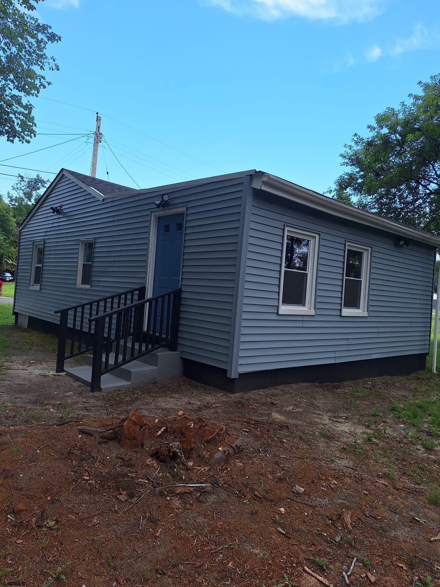 230 Stevenson Avenue - Picture 1