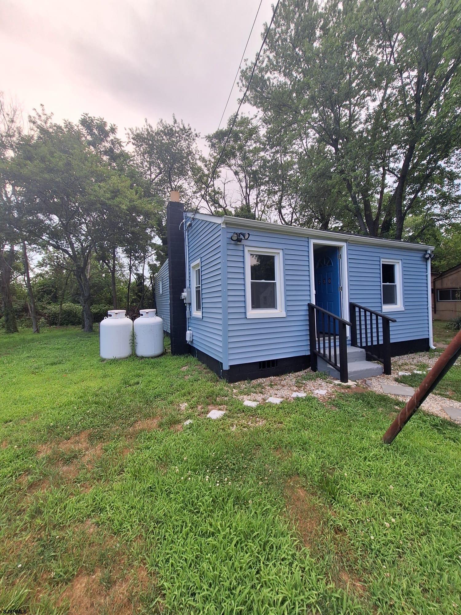 230 Stevenson Avenue - Picture 2