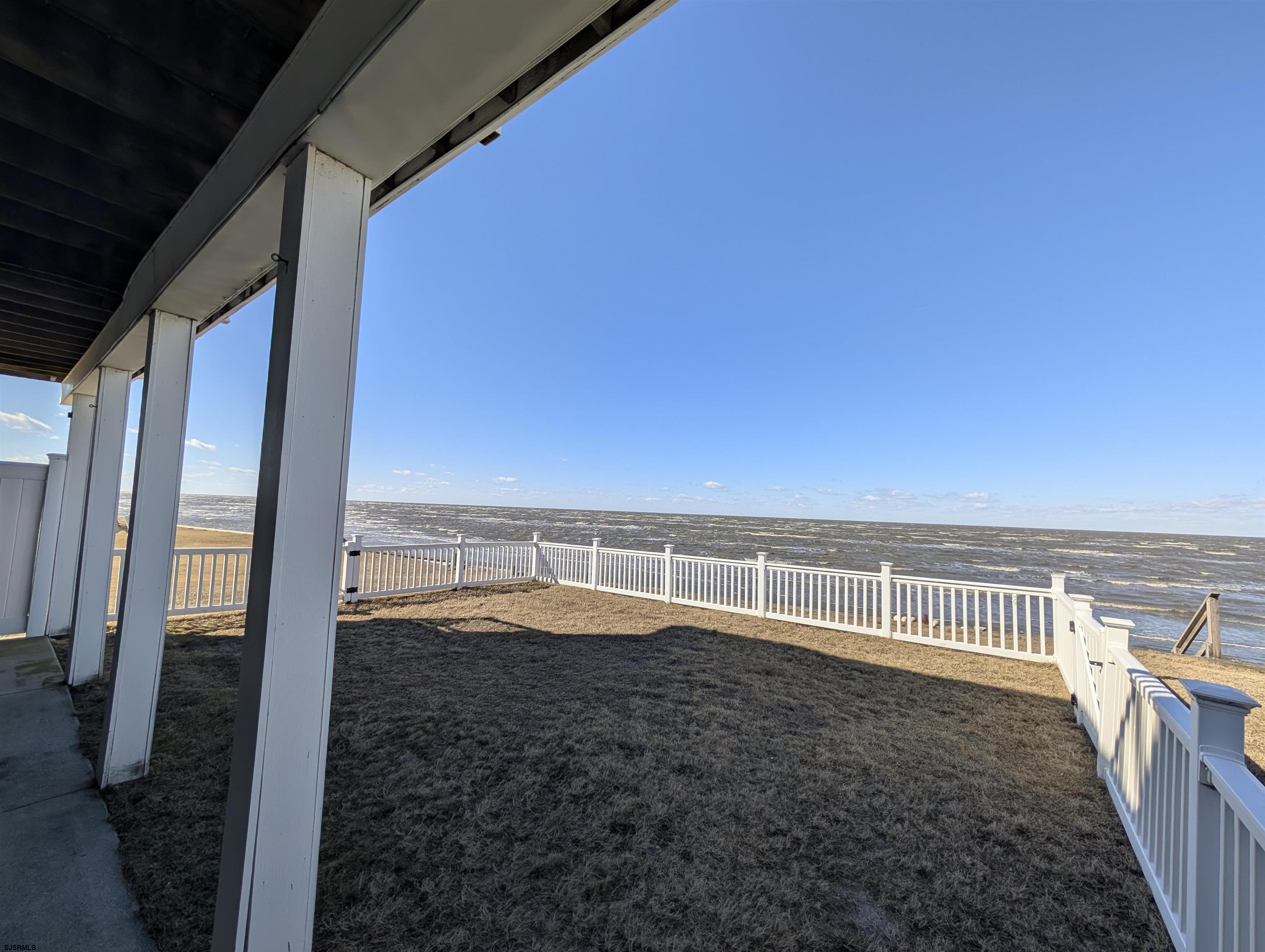 6 Pierces Point Road