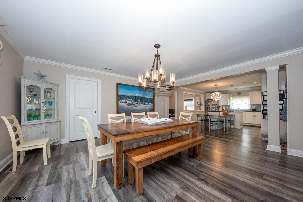 8 Valmar Court