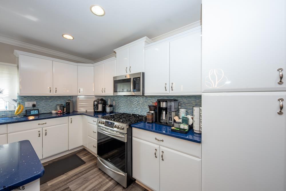 8 Valmar Court