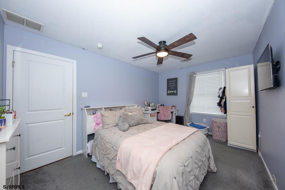 8 Valmar Court