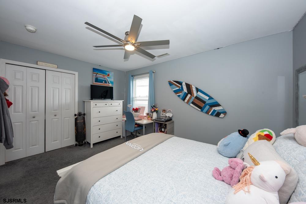 8 Valmar Court