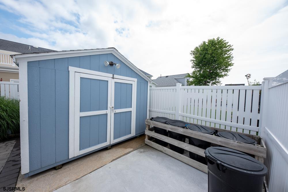 8 Valmar Court
