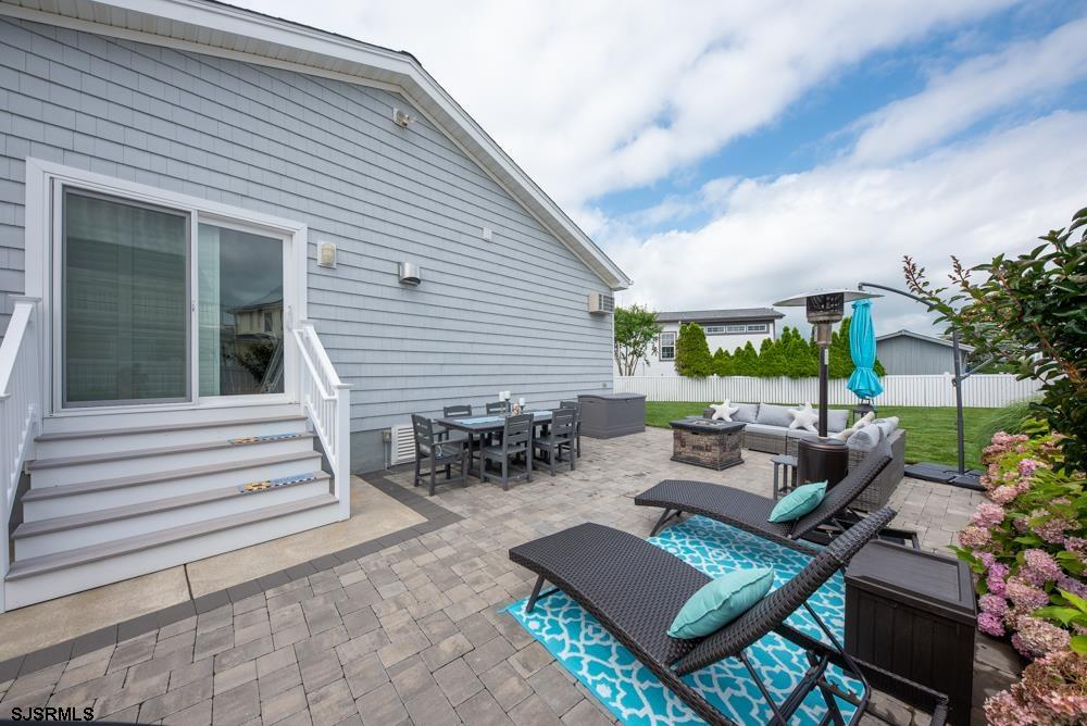 8 Valmar Court