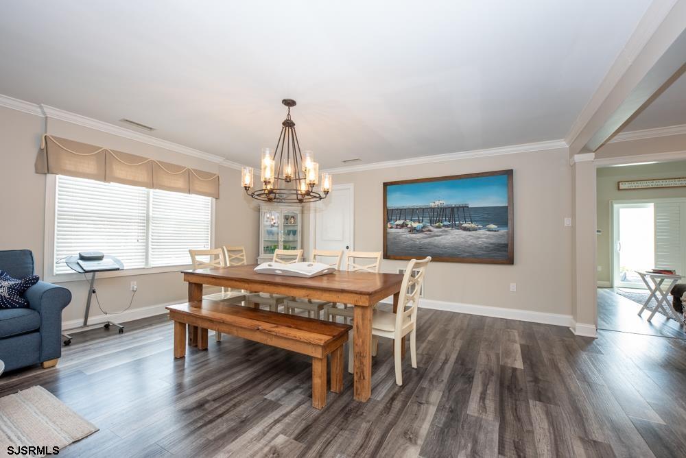 8 Valmar Court