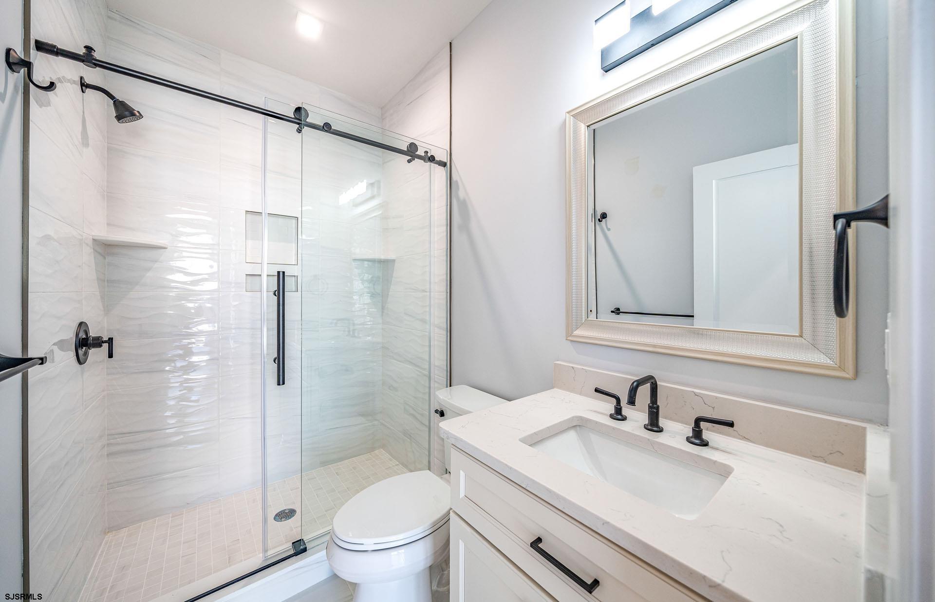 1116 Ocean Ave, Unit #B