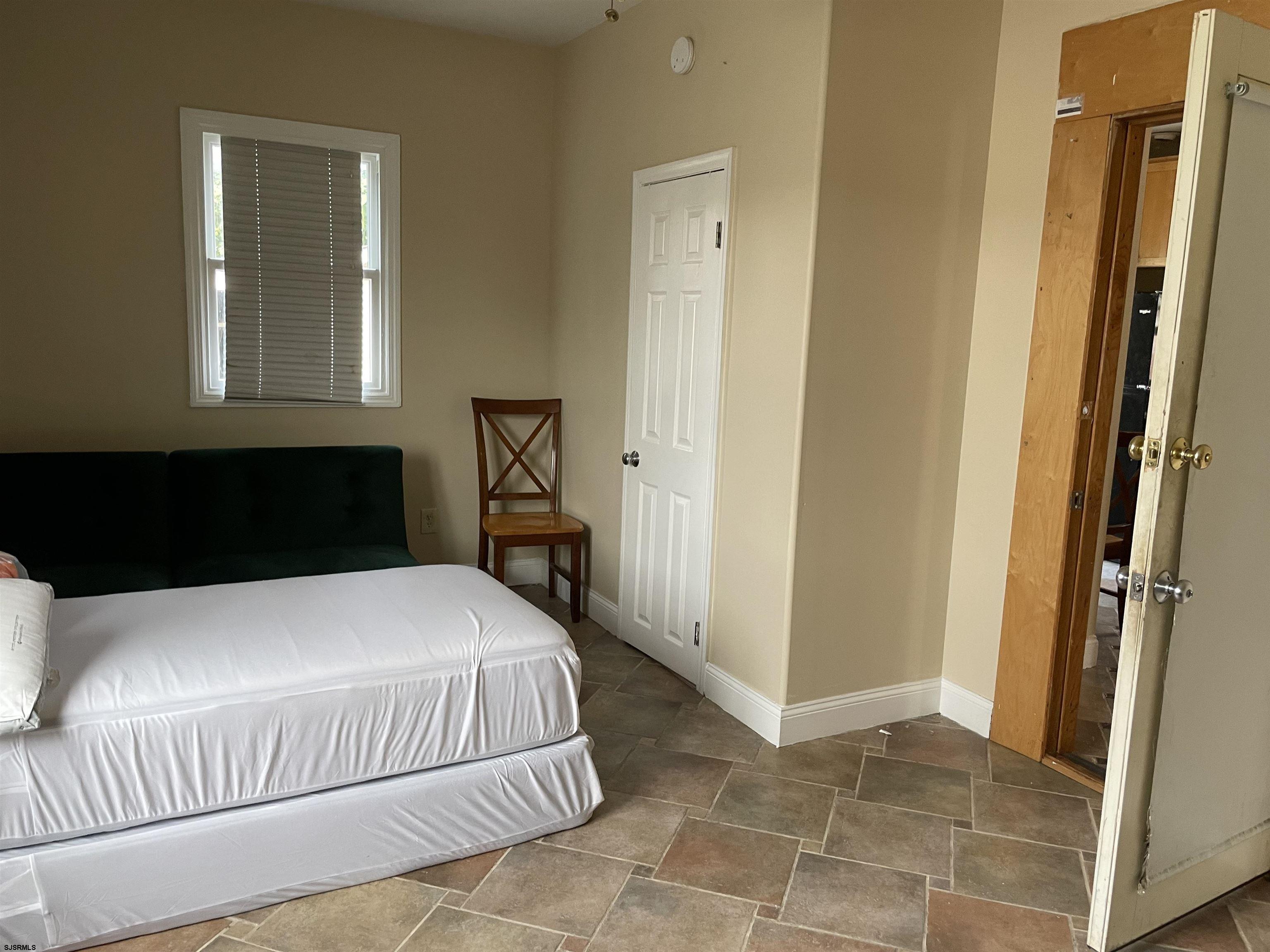 108 E Black Horse Pike