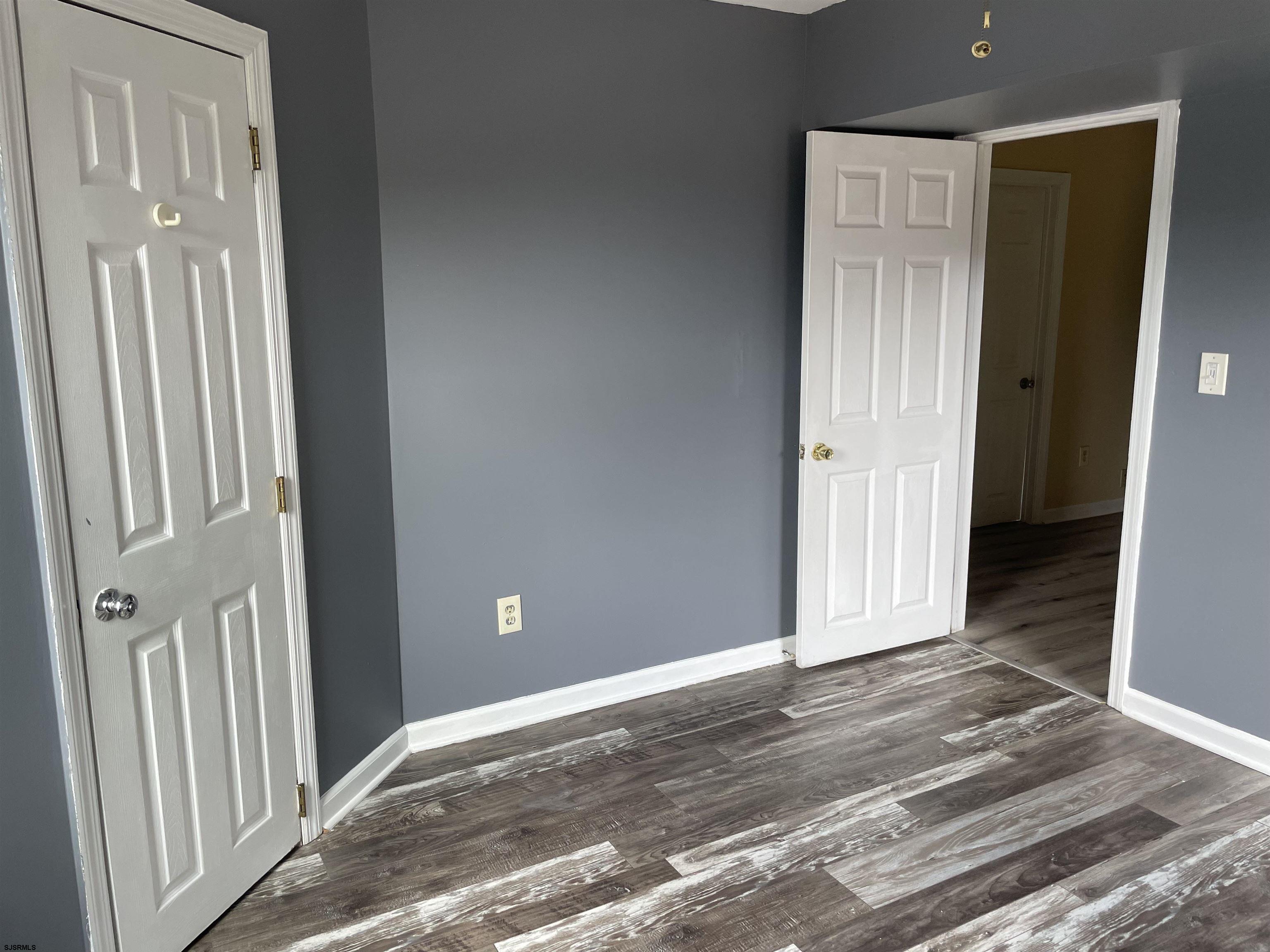 108 E Black Horse Pike