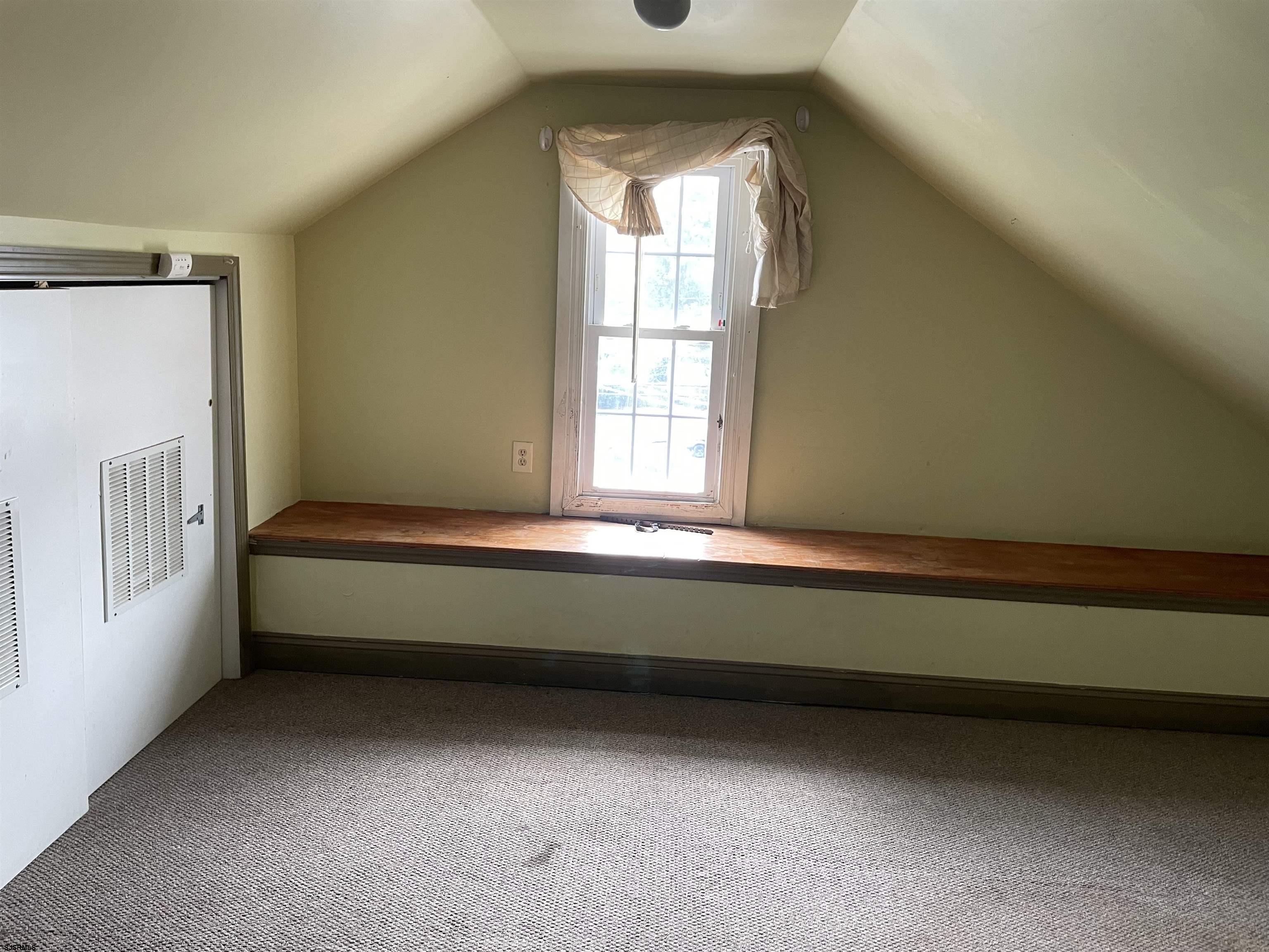 108 E Black Horse Pike