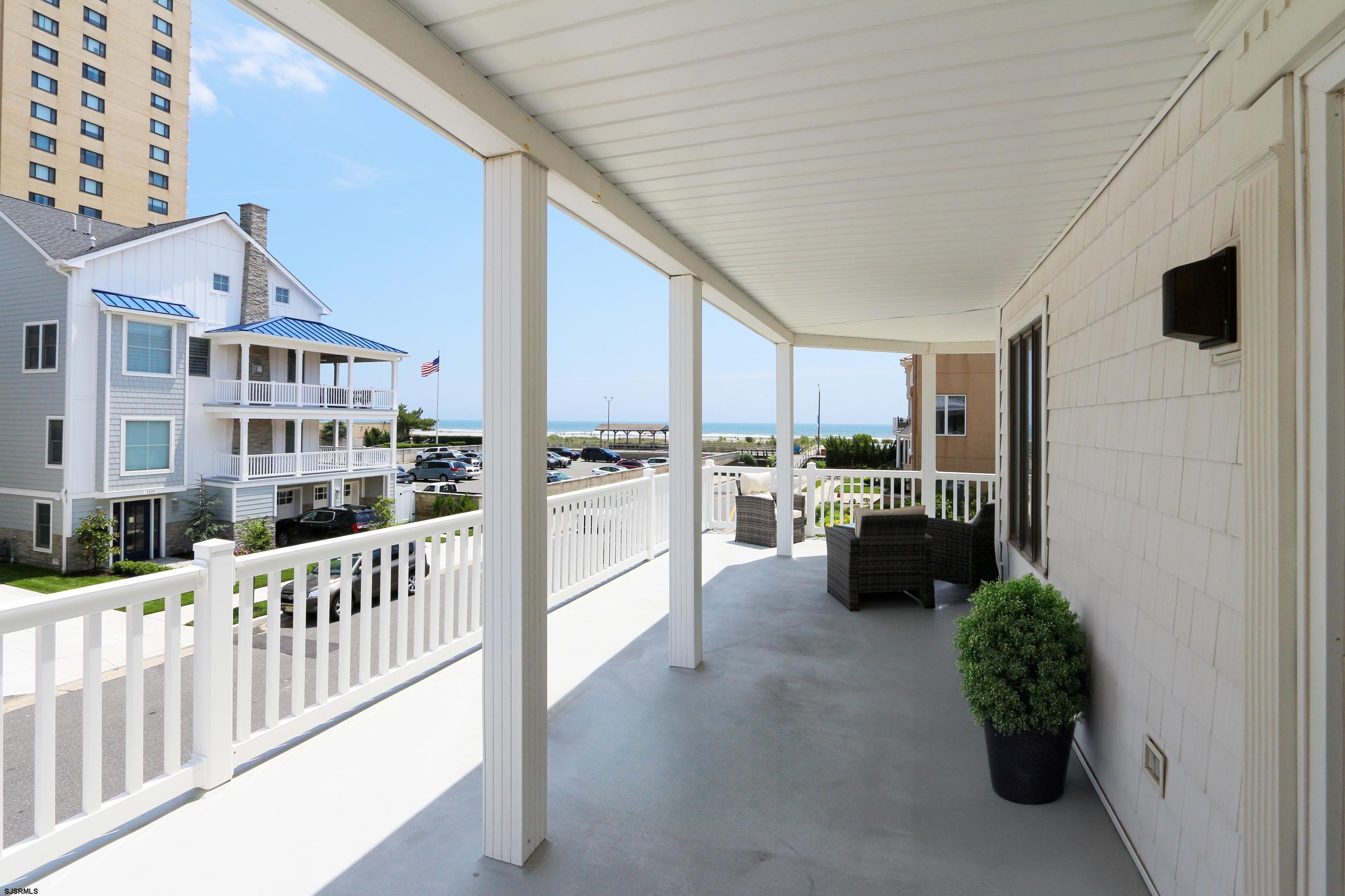 108 S Nashville Avenue - Picture 2