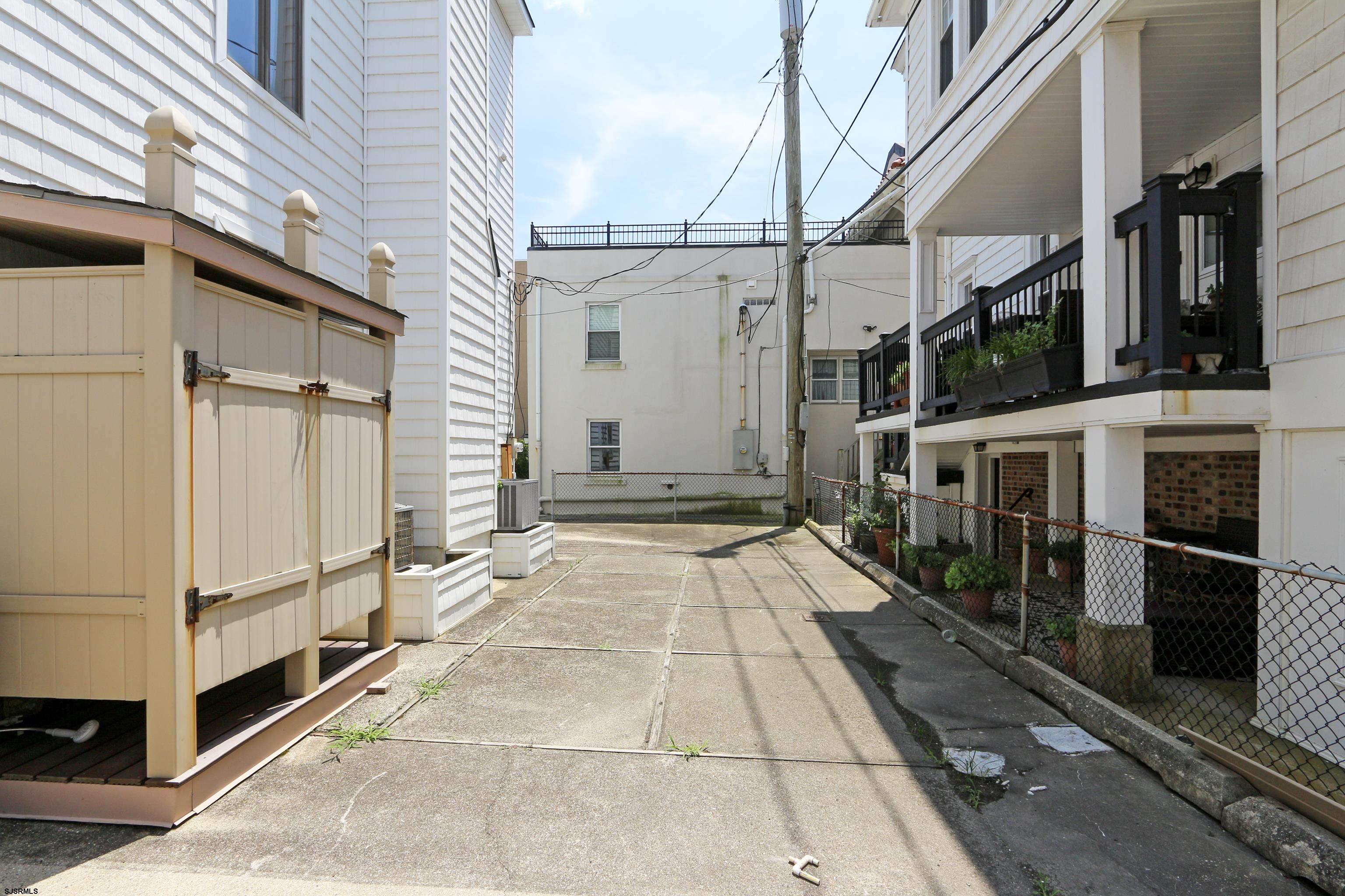 108 S Nashville Avenue