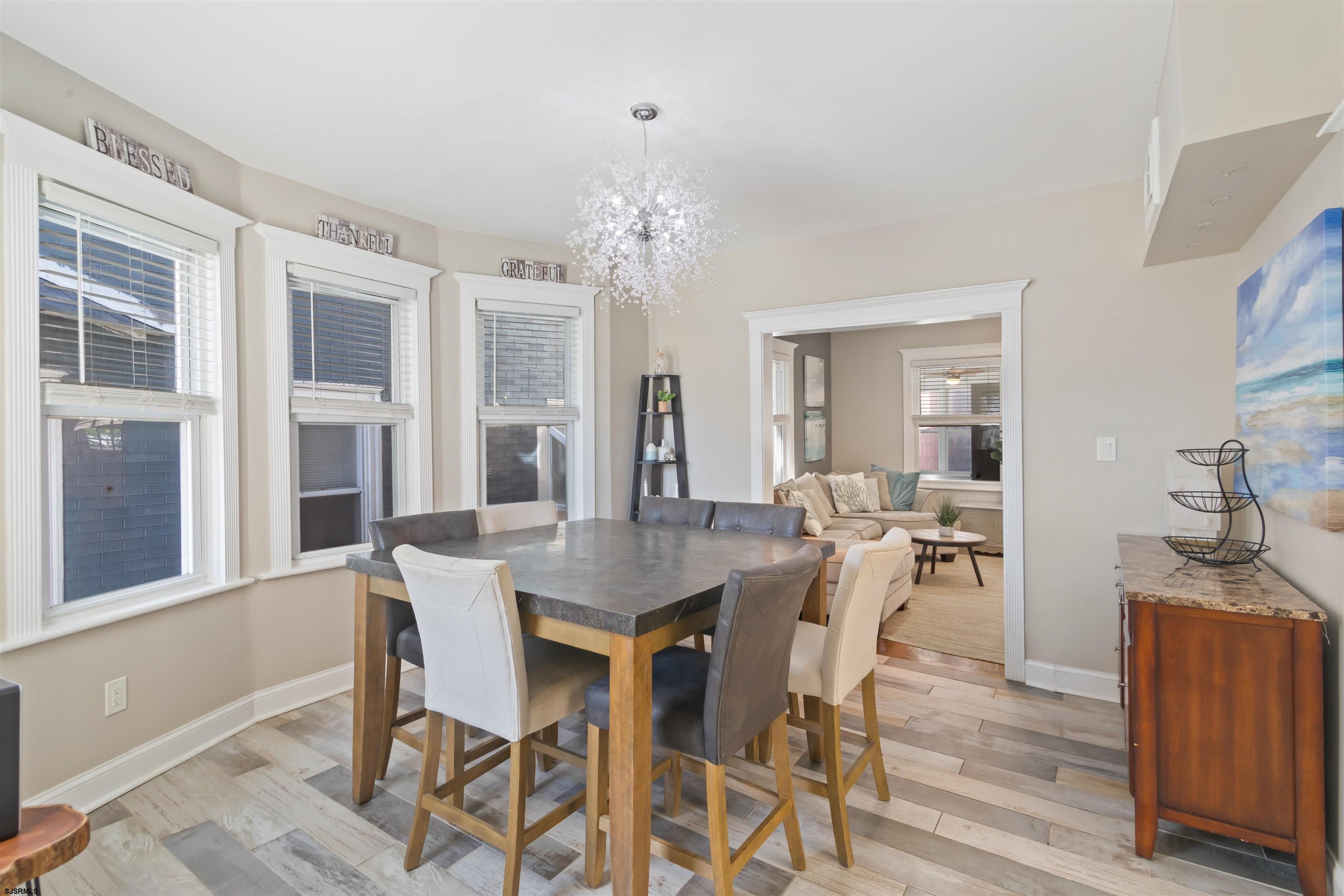 11 N Weymouth Avenue