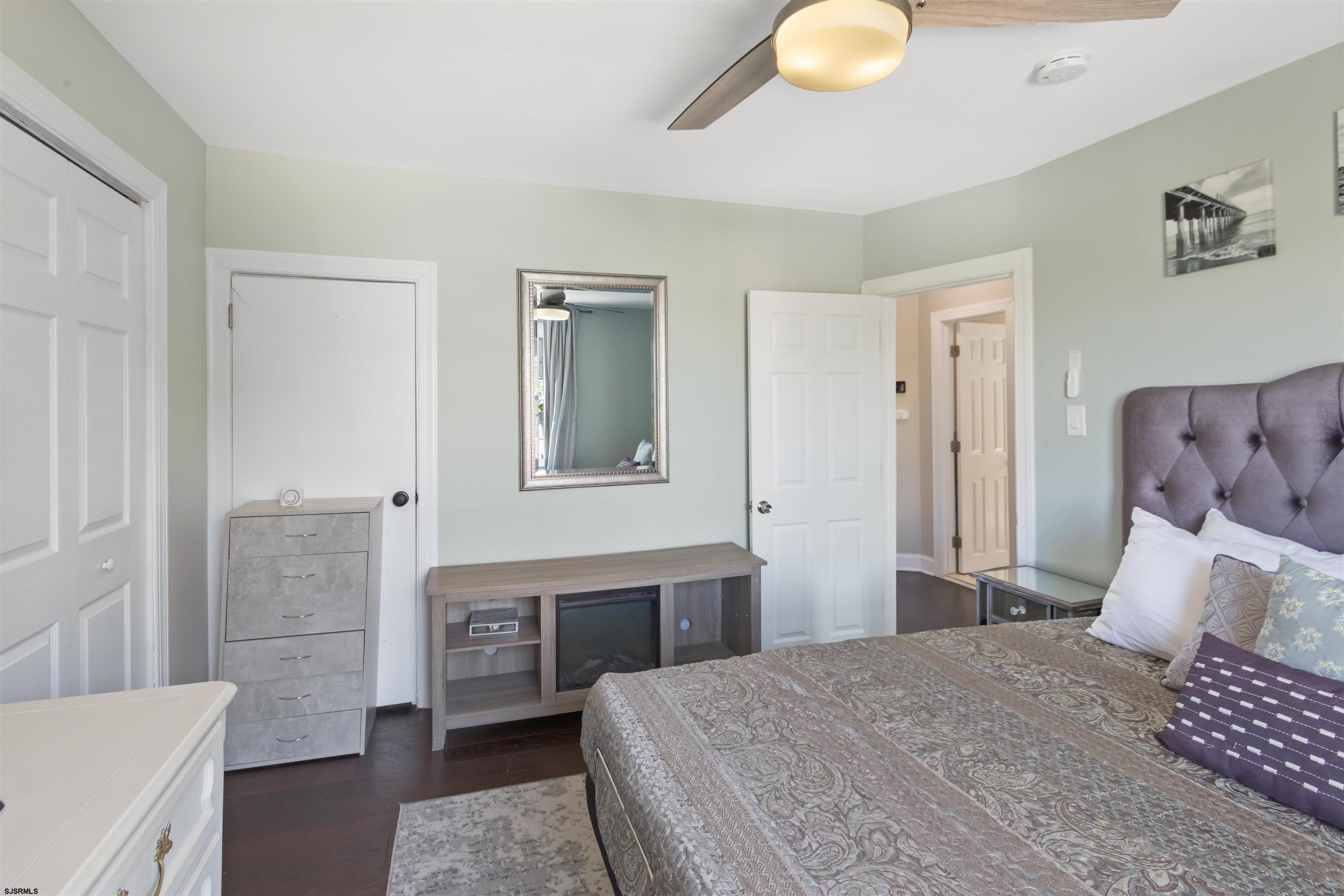 11 N Weymouth Avenue