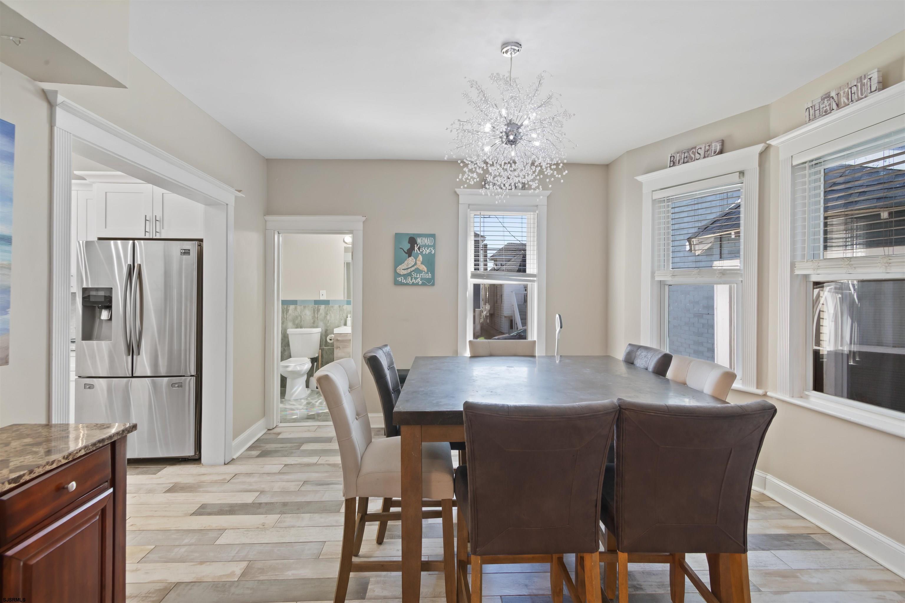 11 N Weymouth Avenue